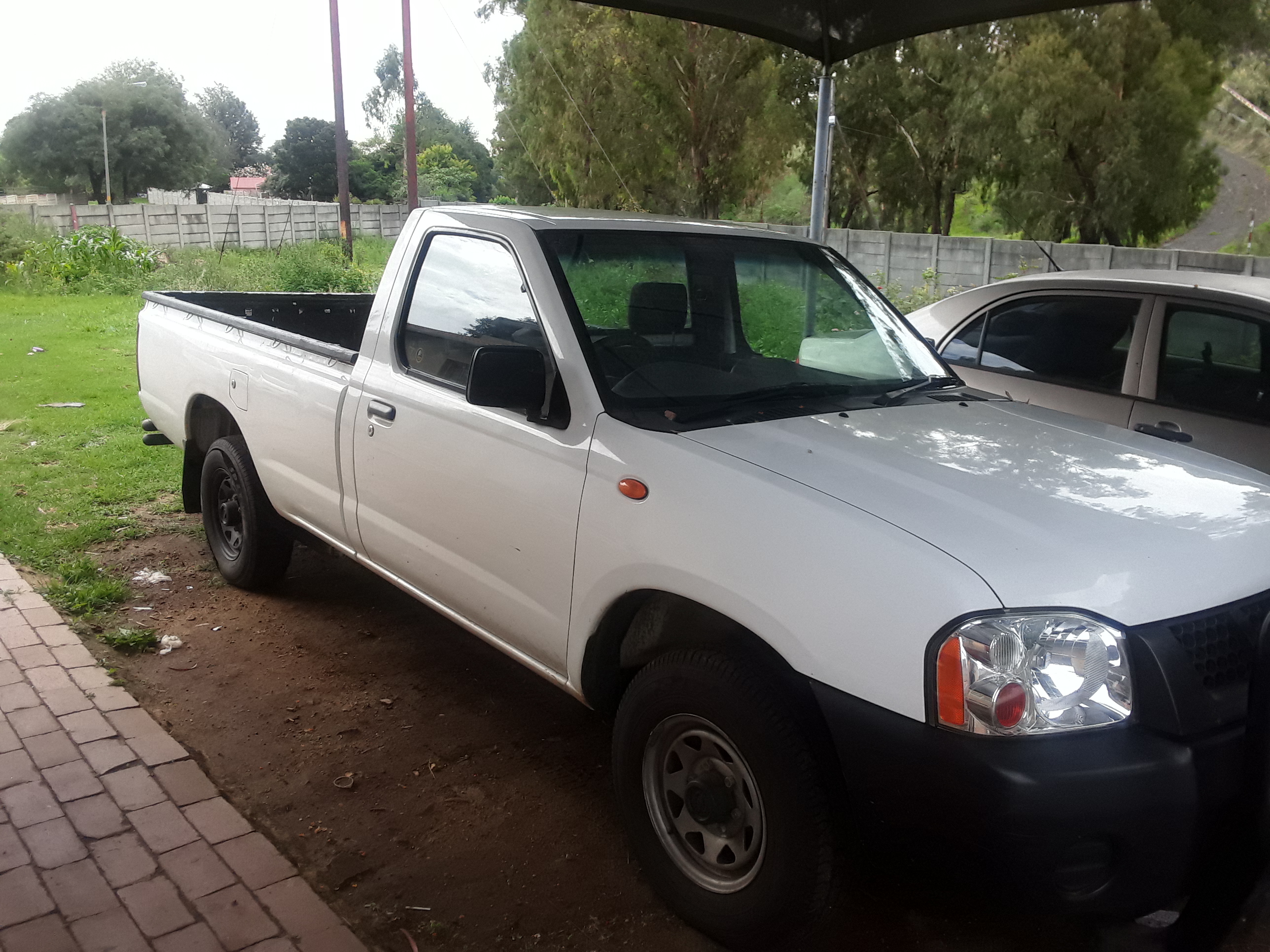 Construction Bakkie Hire Near Me for hire in Kempton park  Gauteng