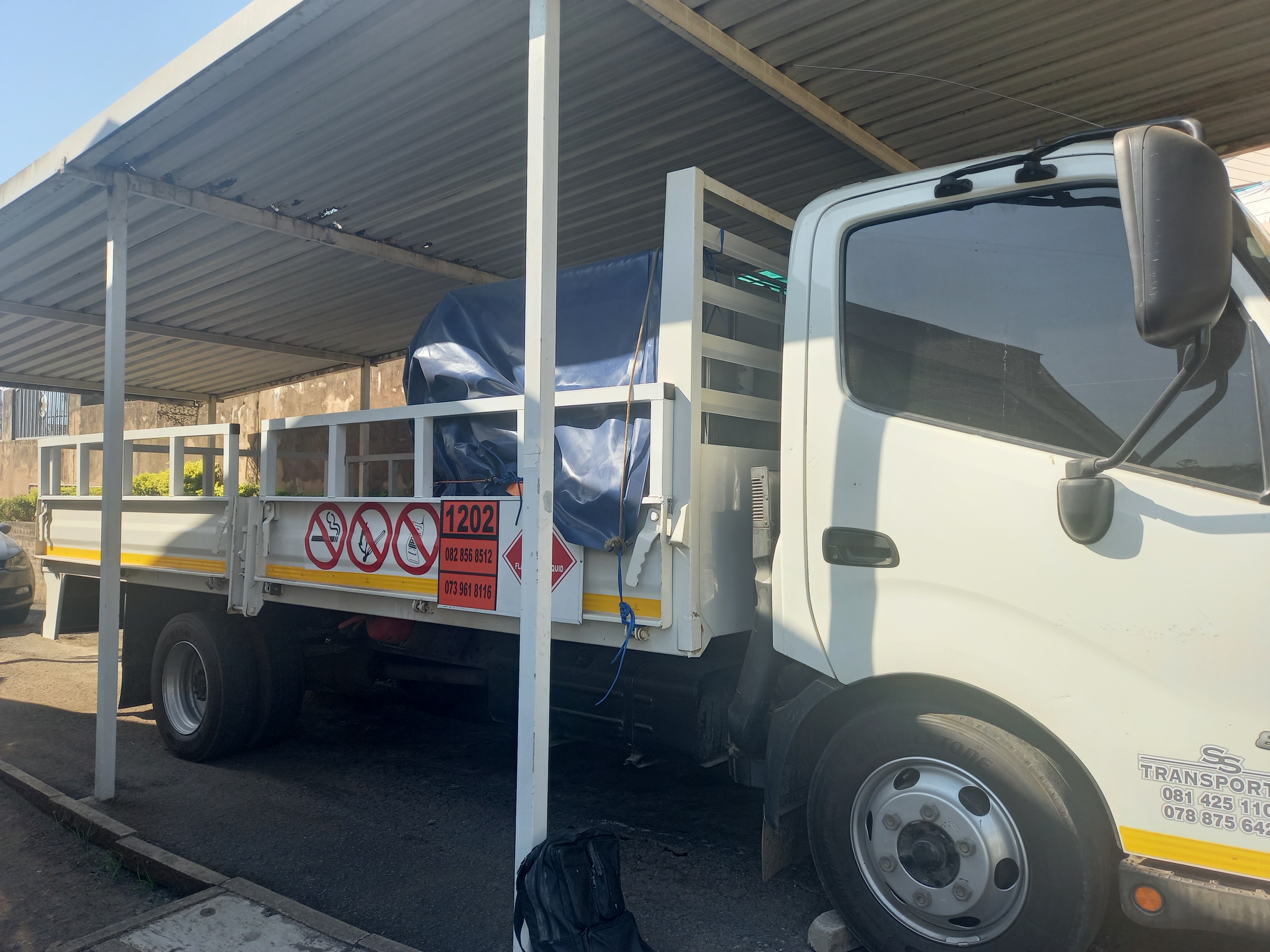 1 - 4 ton truck for hire in Durban  Kwazulu-Natal