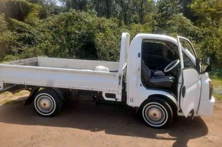 Dropsides Truck for hire in Midrand Gauteng