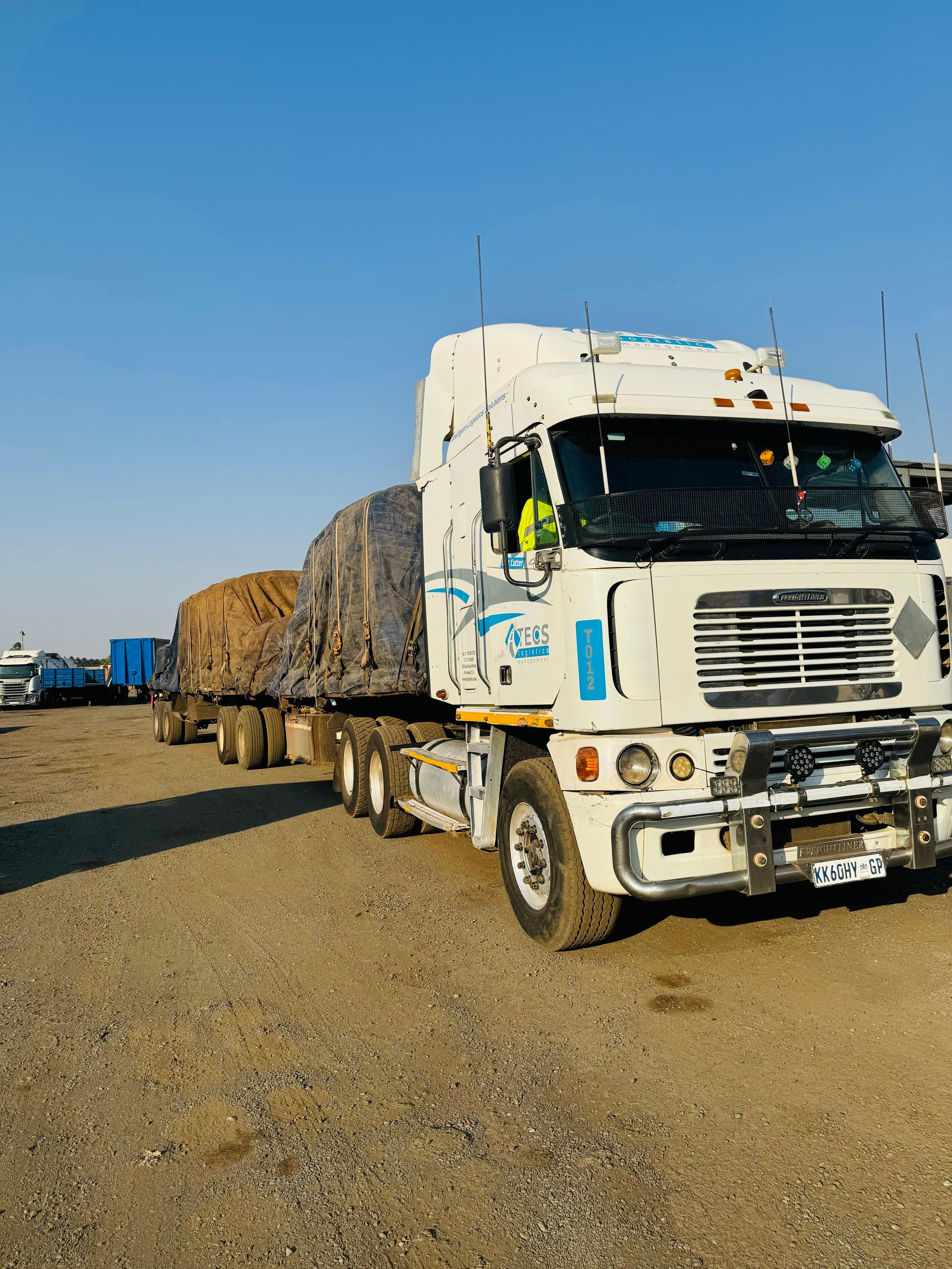 Superlink Flatdeck for hire in Pretoria South Africa, Limpopo