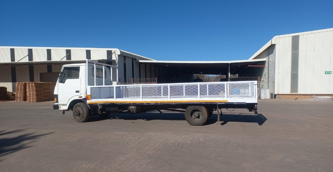 Truck for hire in Capetown, Vanderbijlpark, Durban South Africa, Gauteng