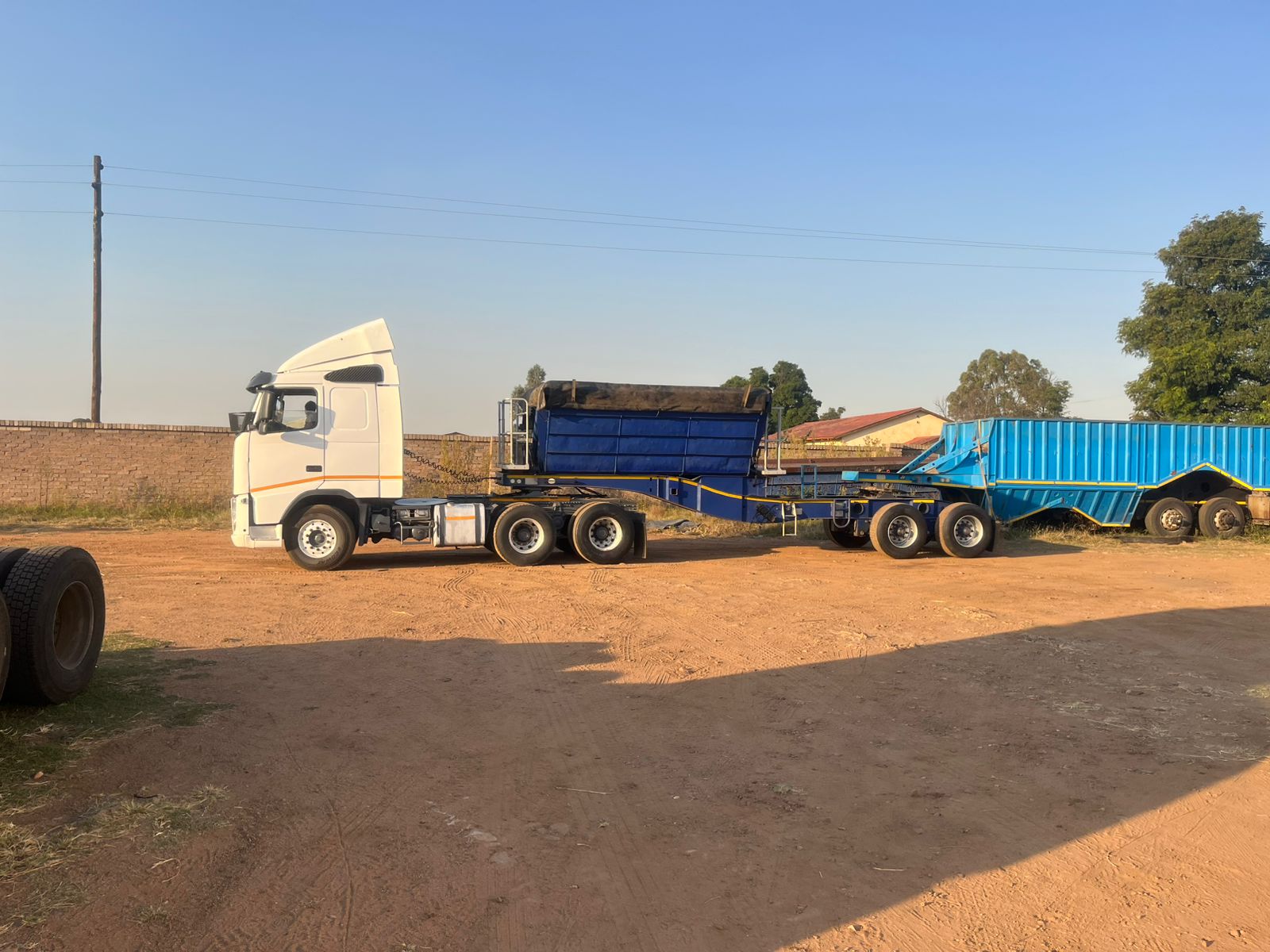 34 Ton Side Tipper for hire in Durban South Africa, KwaZulu-Natal