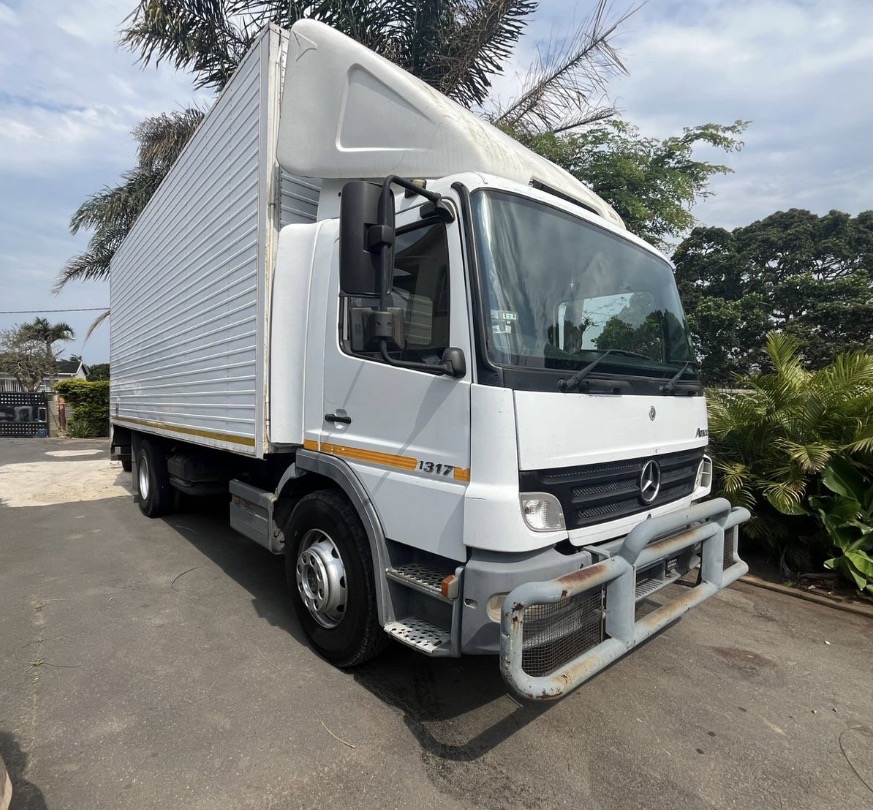 8 Ton Closed Body for hire in Kritush South Africa, KwaZulu-Natal