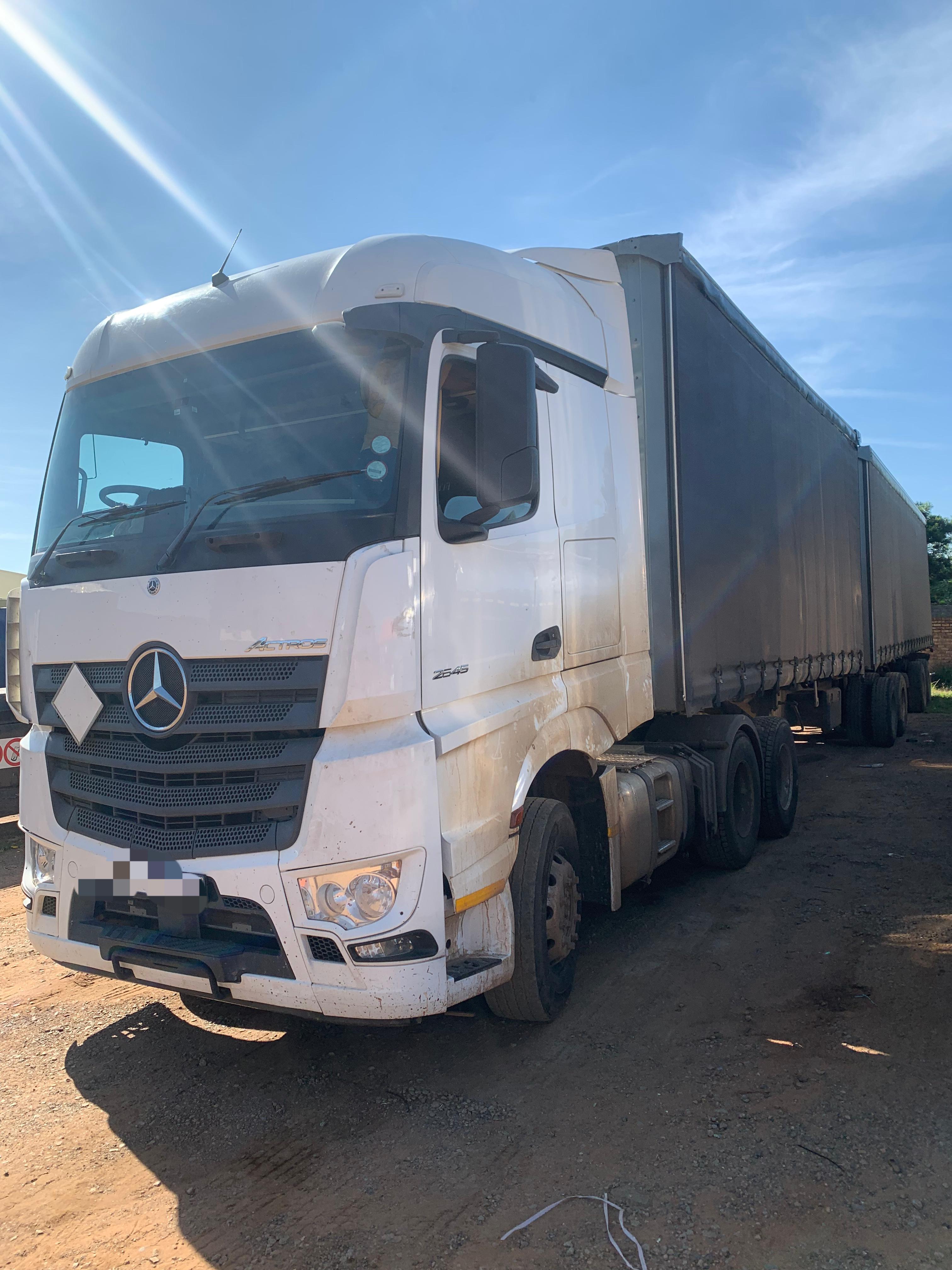 Tautliner for hire in Ernest Mokwape Machete South Africa, Gauteng