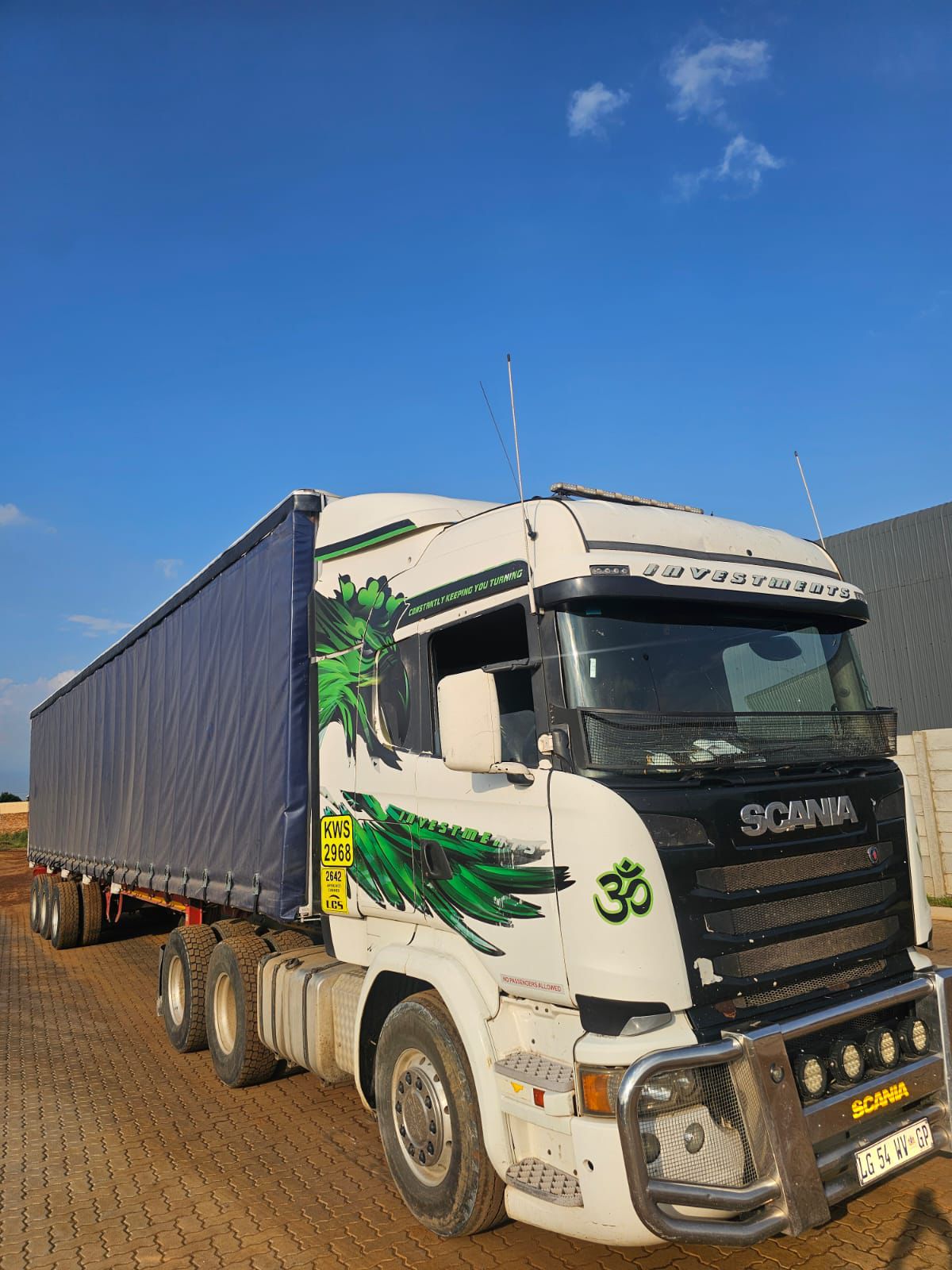 Tautliner for hire in Brian South Africa, Gauteng