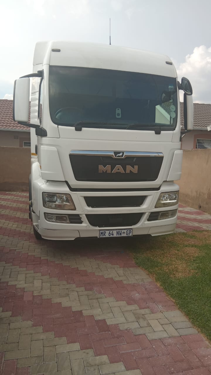 Superlink Flatdeck for hire in Mashudu Patrick Mudau South Africa, Gauteng