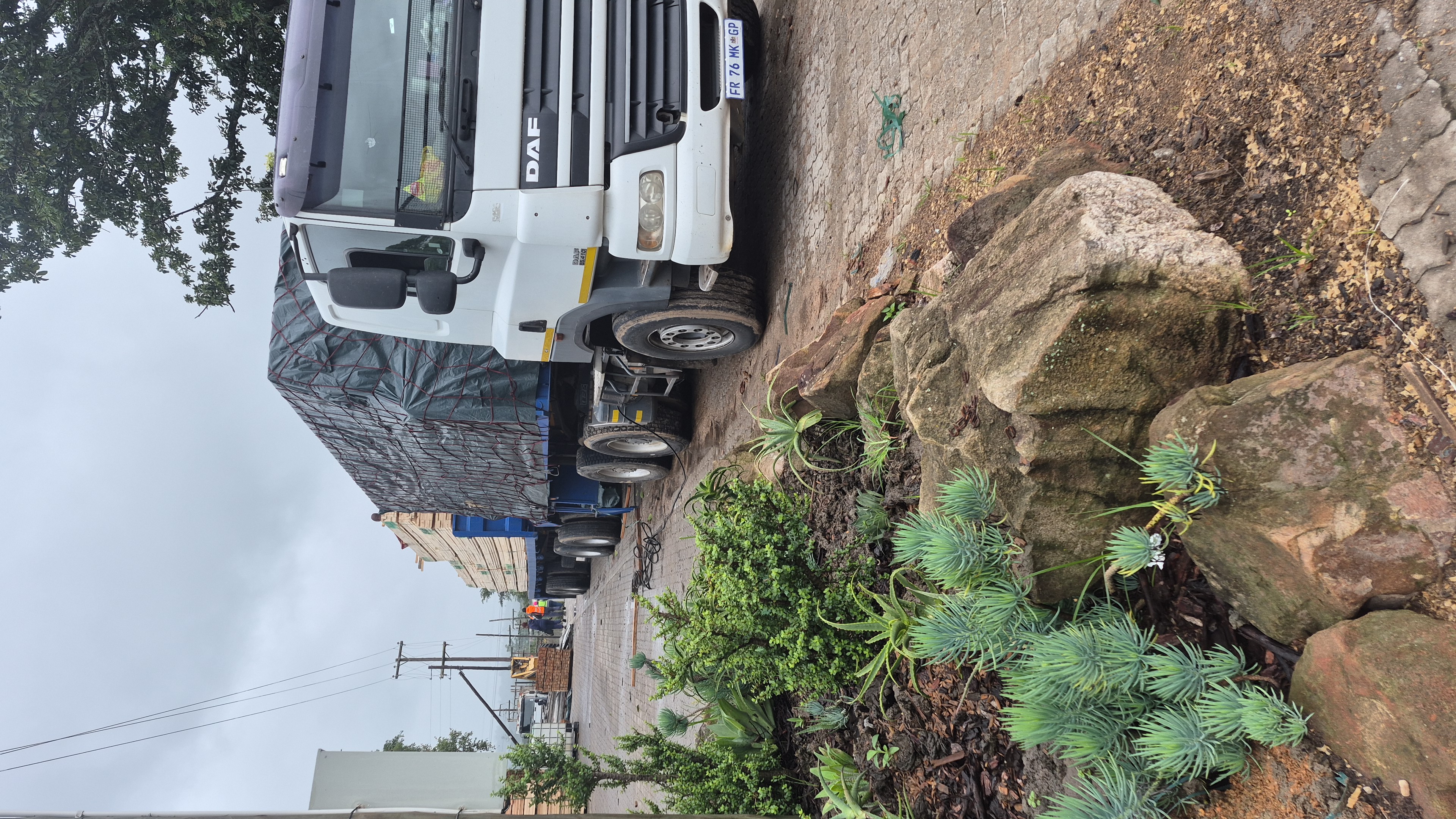 Superlink Flatdeck for hire in Terence South Africa, Gauteng