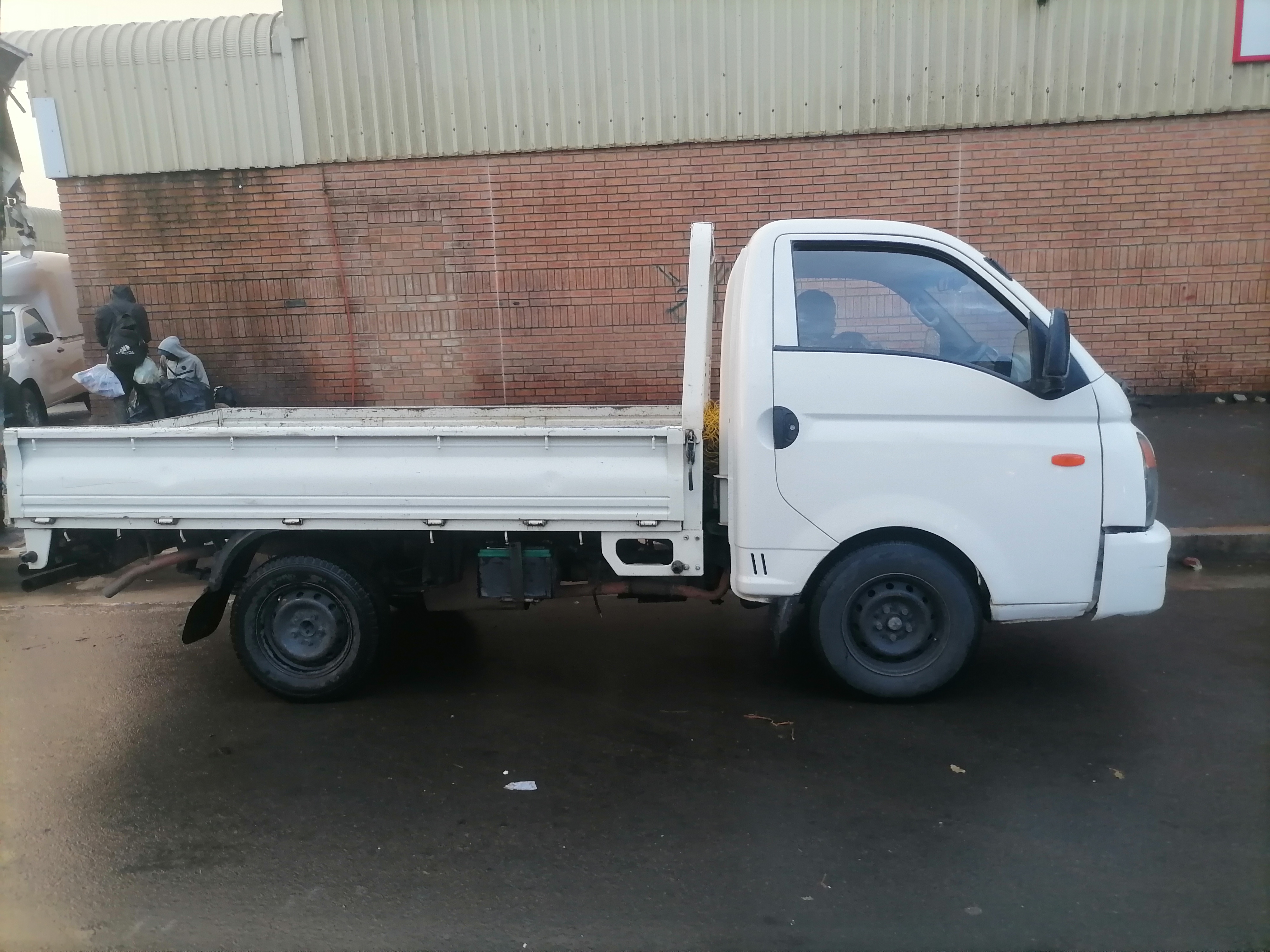 Bakkie Rental for hire in Lungile South Africa, KwaZulu-Natal