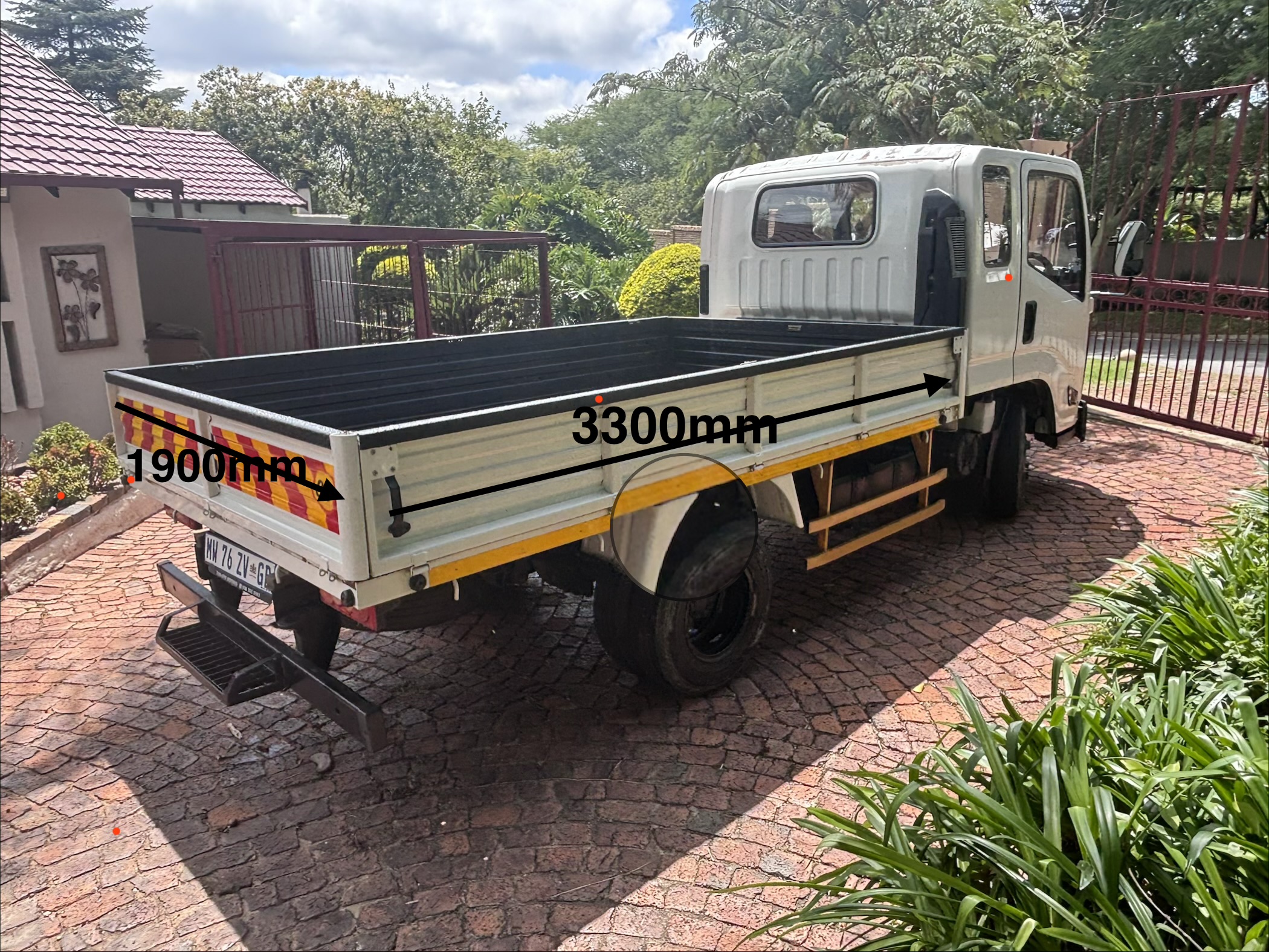 Dropside Truck for hire in Eugene Van Niekerk South Africa, Gauteng