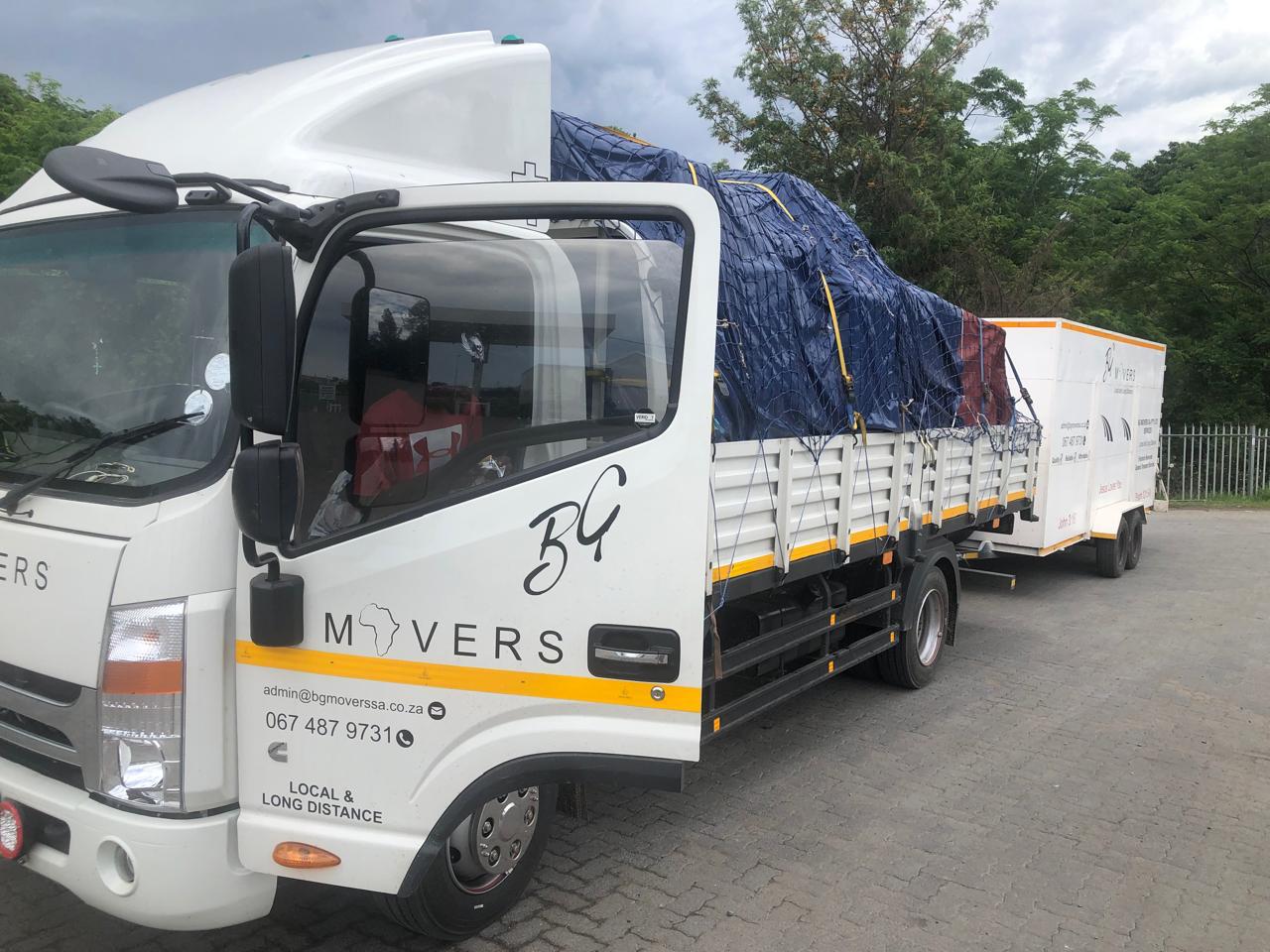 Small Truck for hire in Geneveve & Brian Siebert South Africa, KwaZulu-Natal