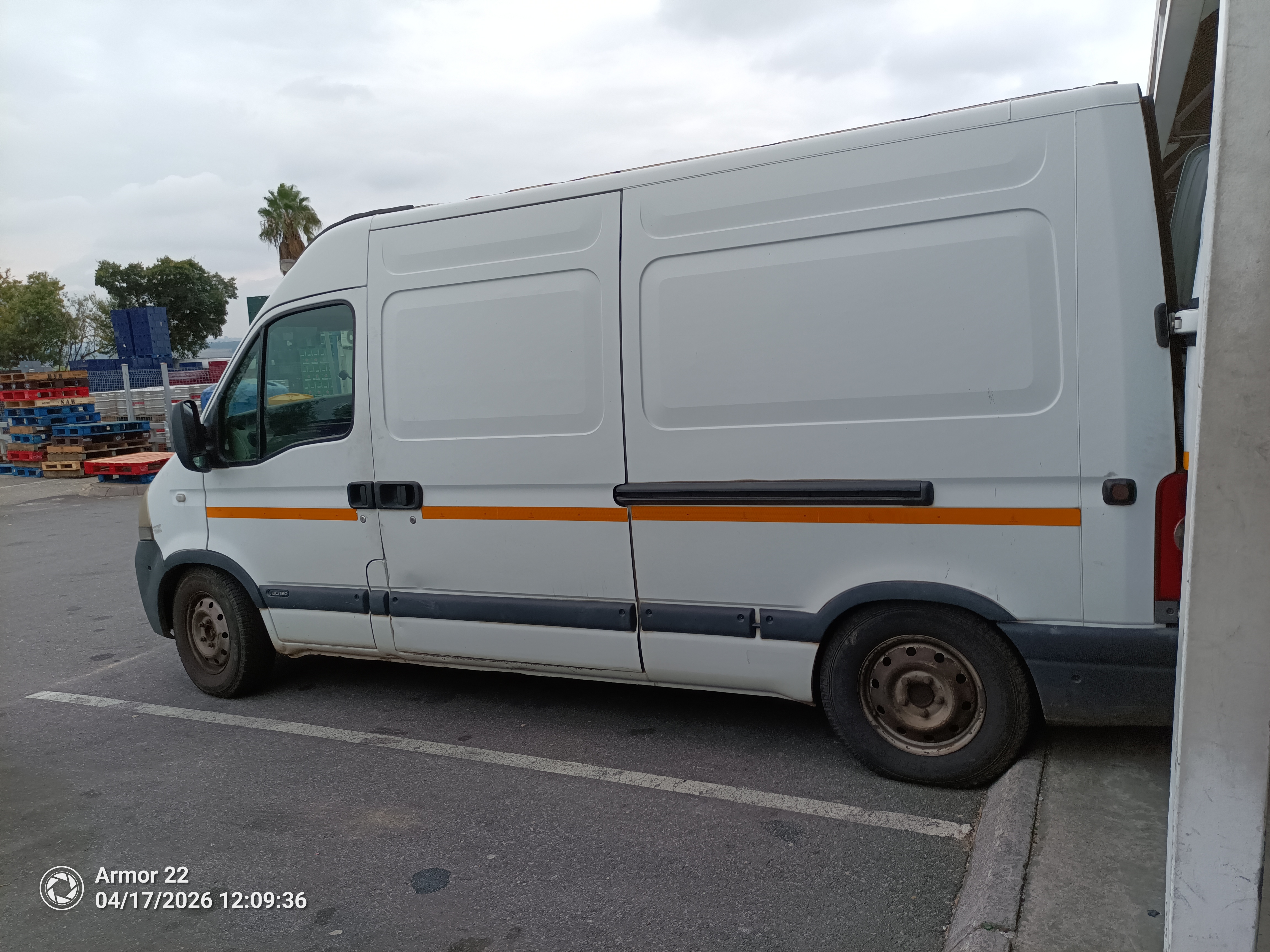 Full Bakkies for hire in Zimiselubuhle Ndebele South Africa, Gauteng
