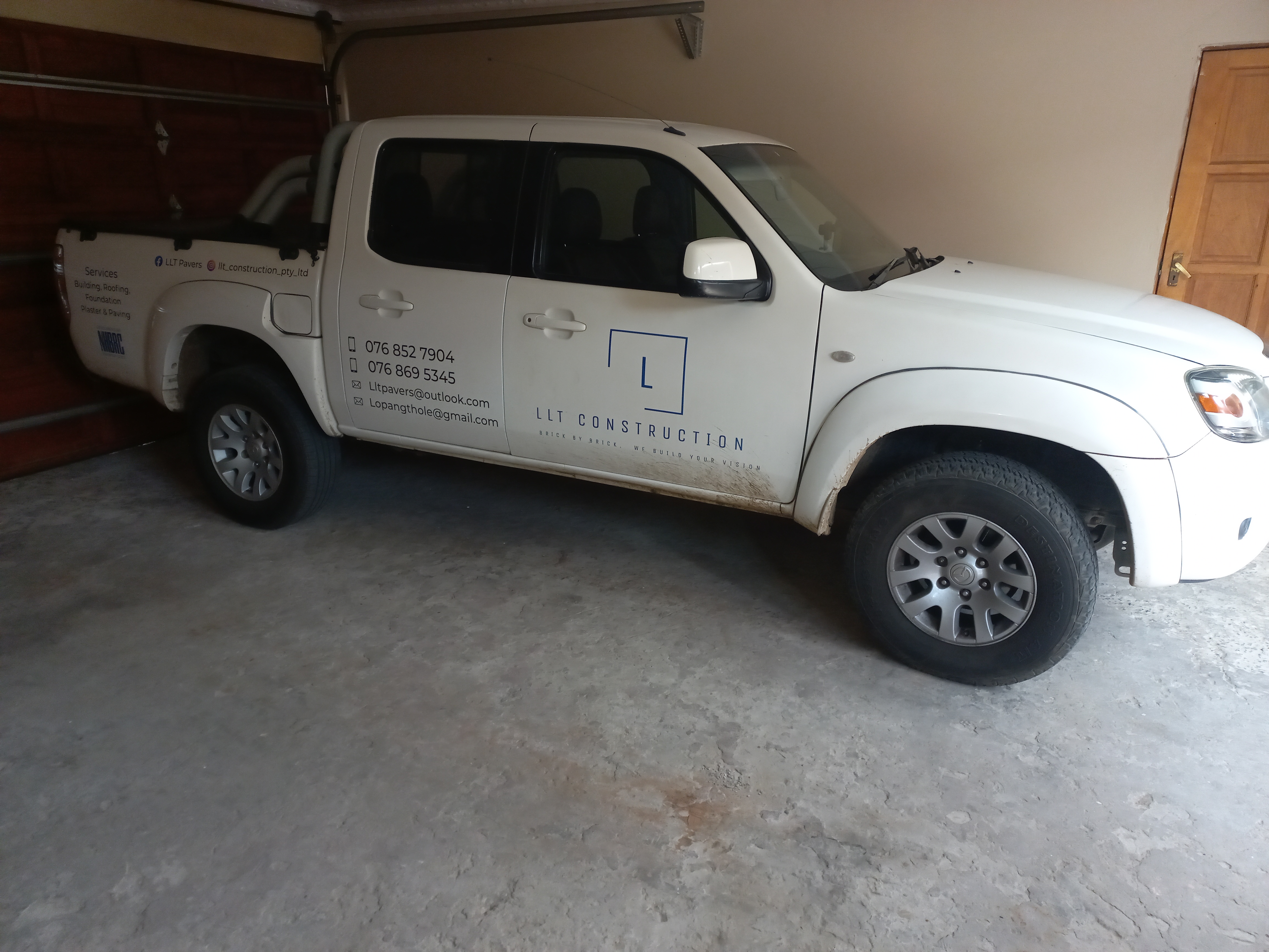 1 Ton Bakkie hire South Africa, Free State