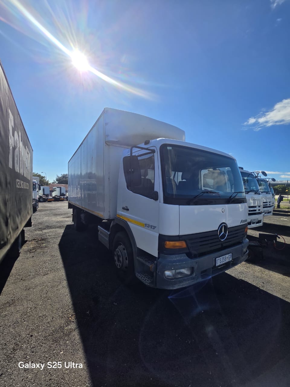 8 Ton Close Body for hire