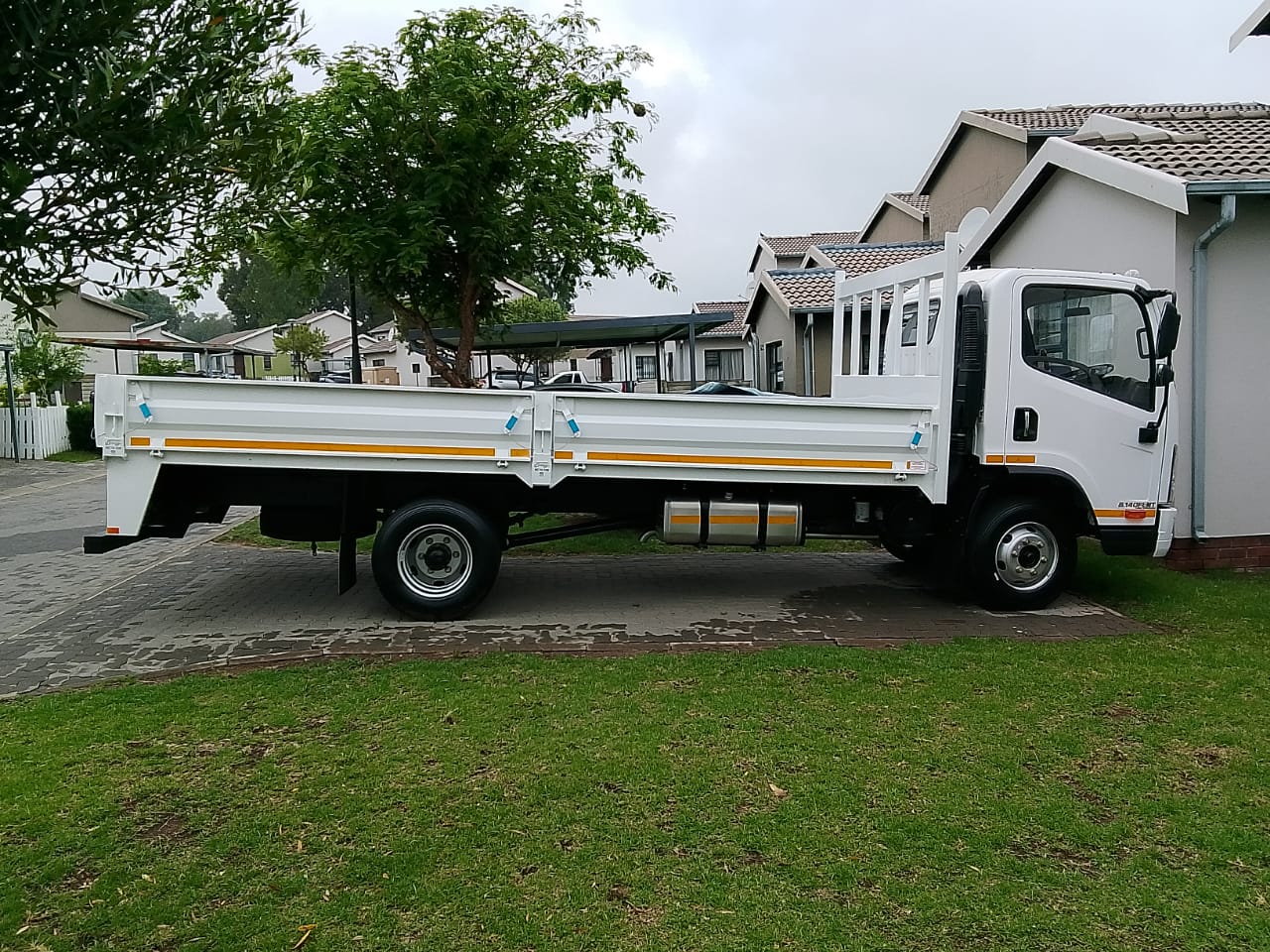 0.5 Ton Bakkie hire South Africa, Gauteng