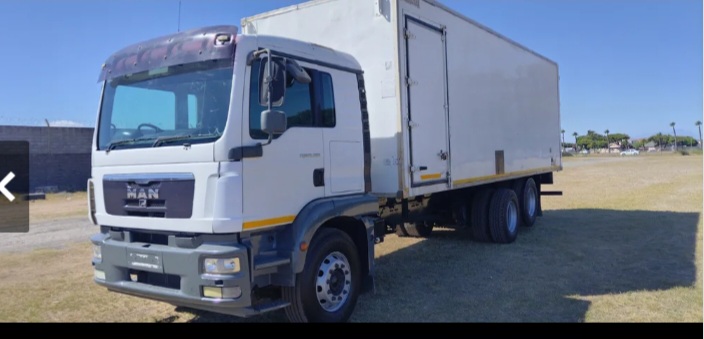 16 Ton Bulk Transport Truck hire South Africa, Western Cape