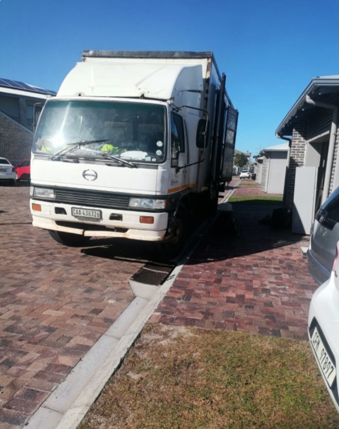 8 Ton Panel Van for hire in Sam South Africa, Western Cape