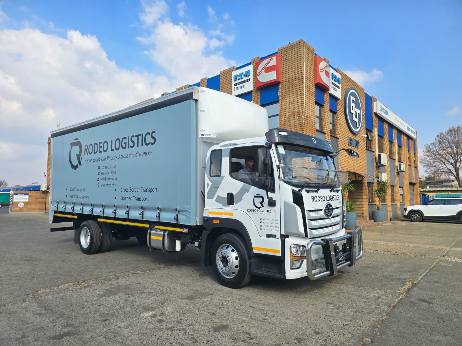 8 Ton Tautliner for hire in Pranil South Africa, KwaZulu-Natal
