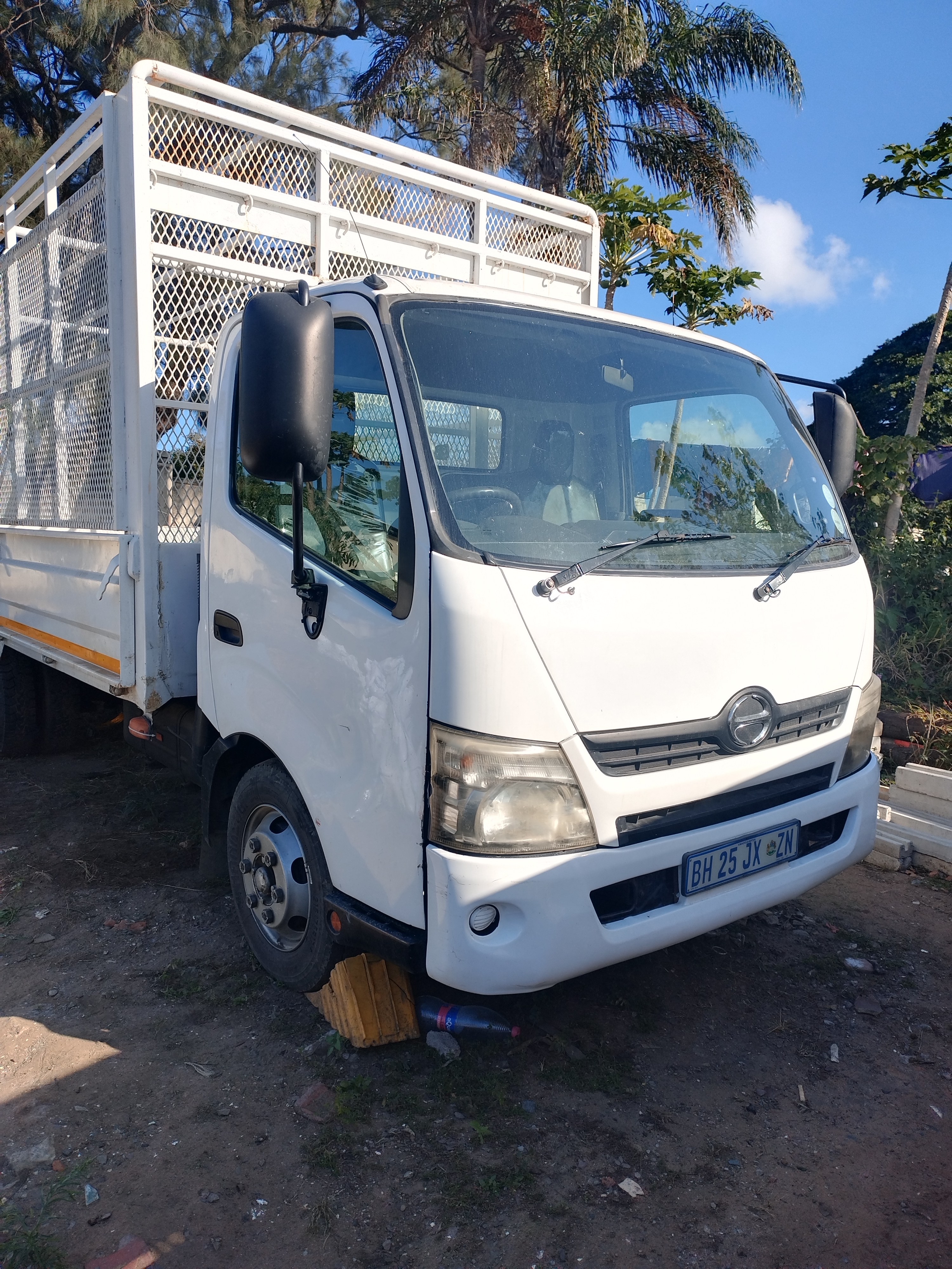 4Ton Dropsides With Cage Body hire South Africa, KwaZulu-Natal