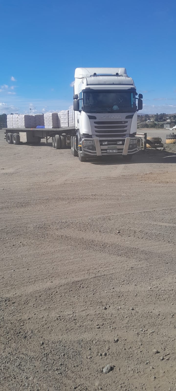 1.5 Ton Flatdeck for hire in Solly Nyambi South Africa, Mpumalanga
