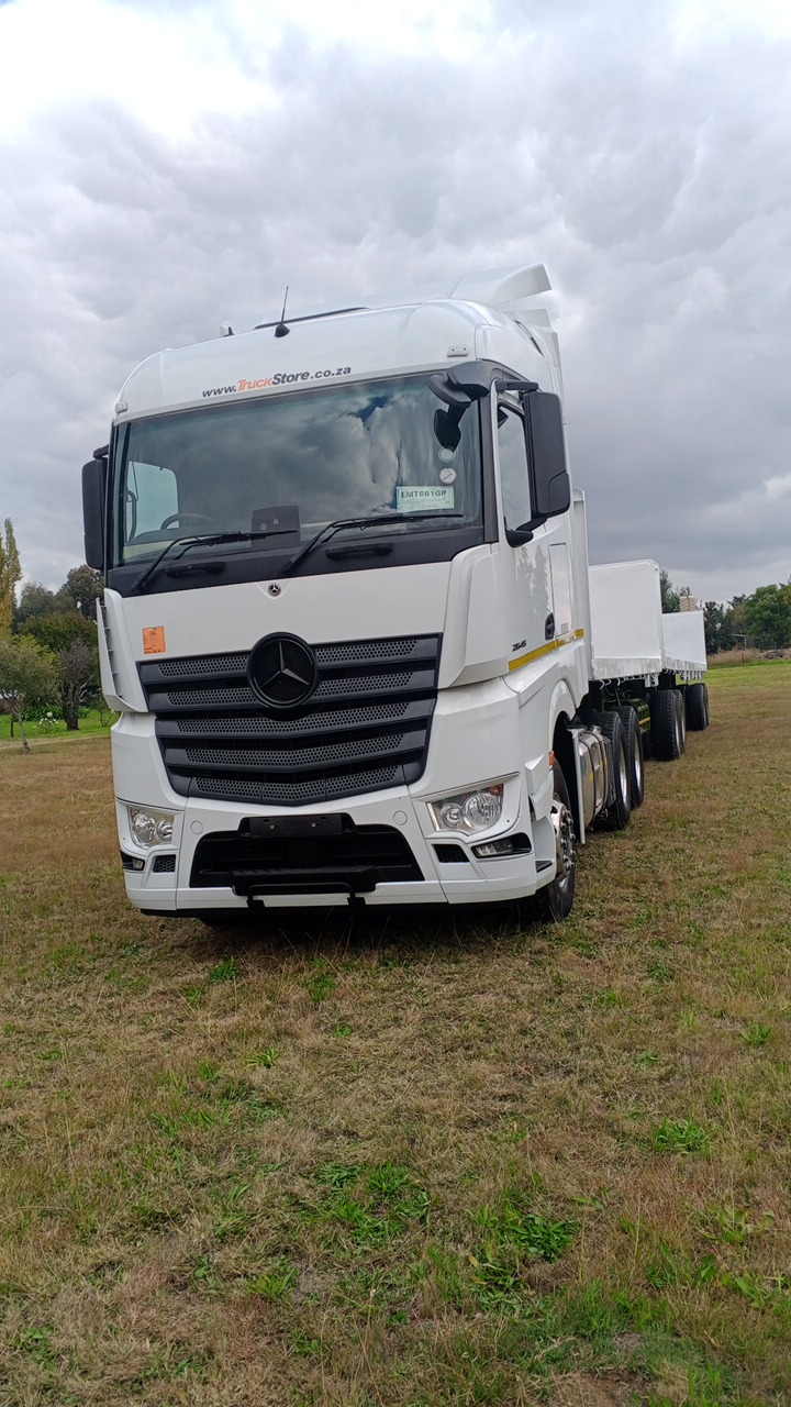 34 Ton Superlink for hire in Adeel South Africa, Gauteng
