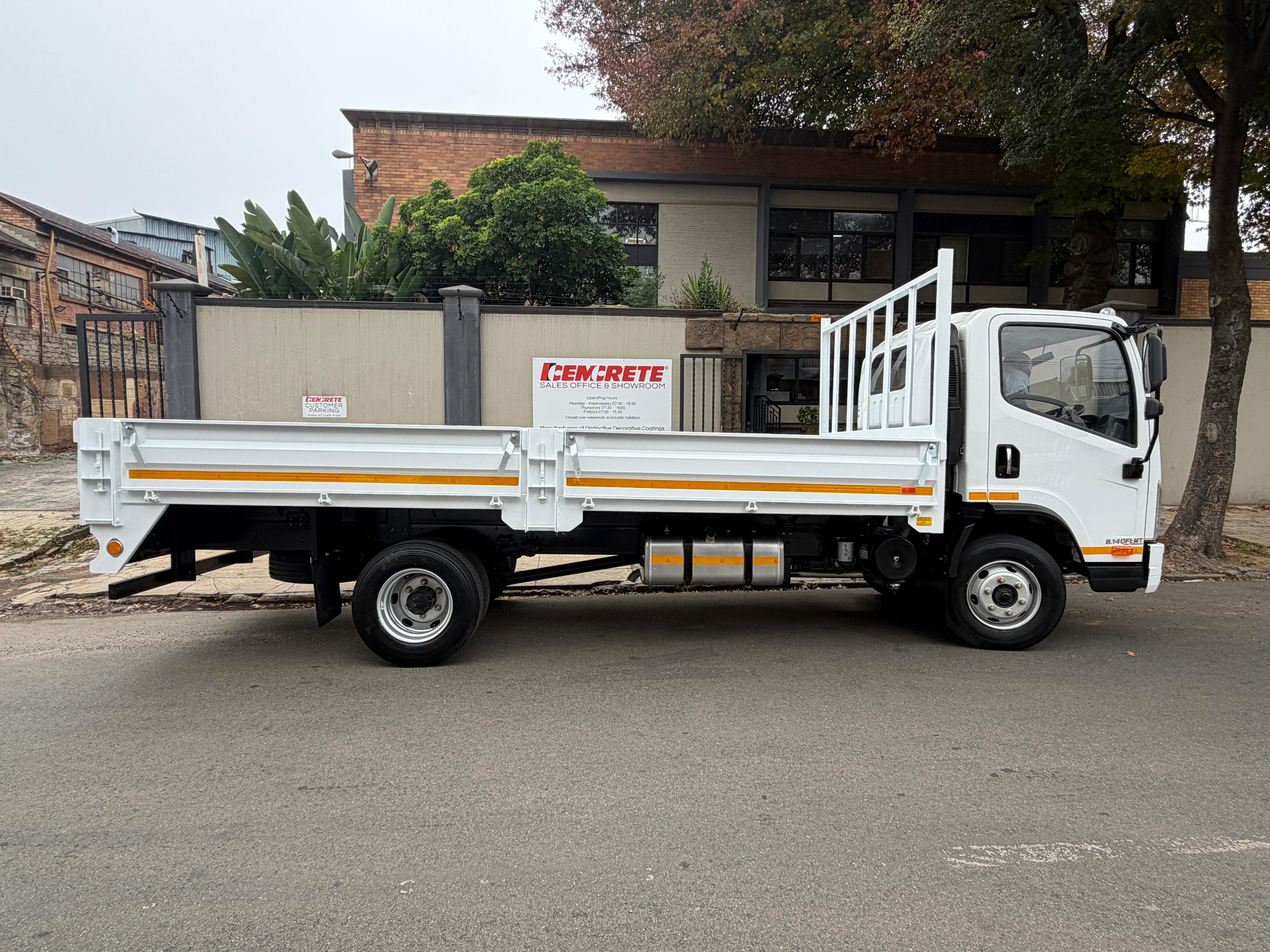 1.5 Ton Dropside for hire