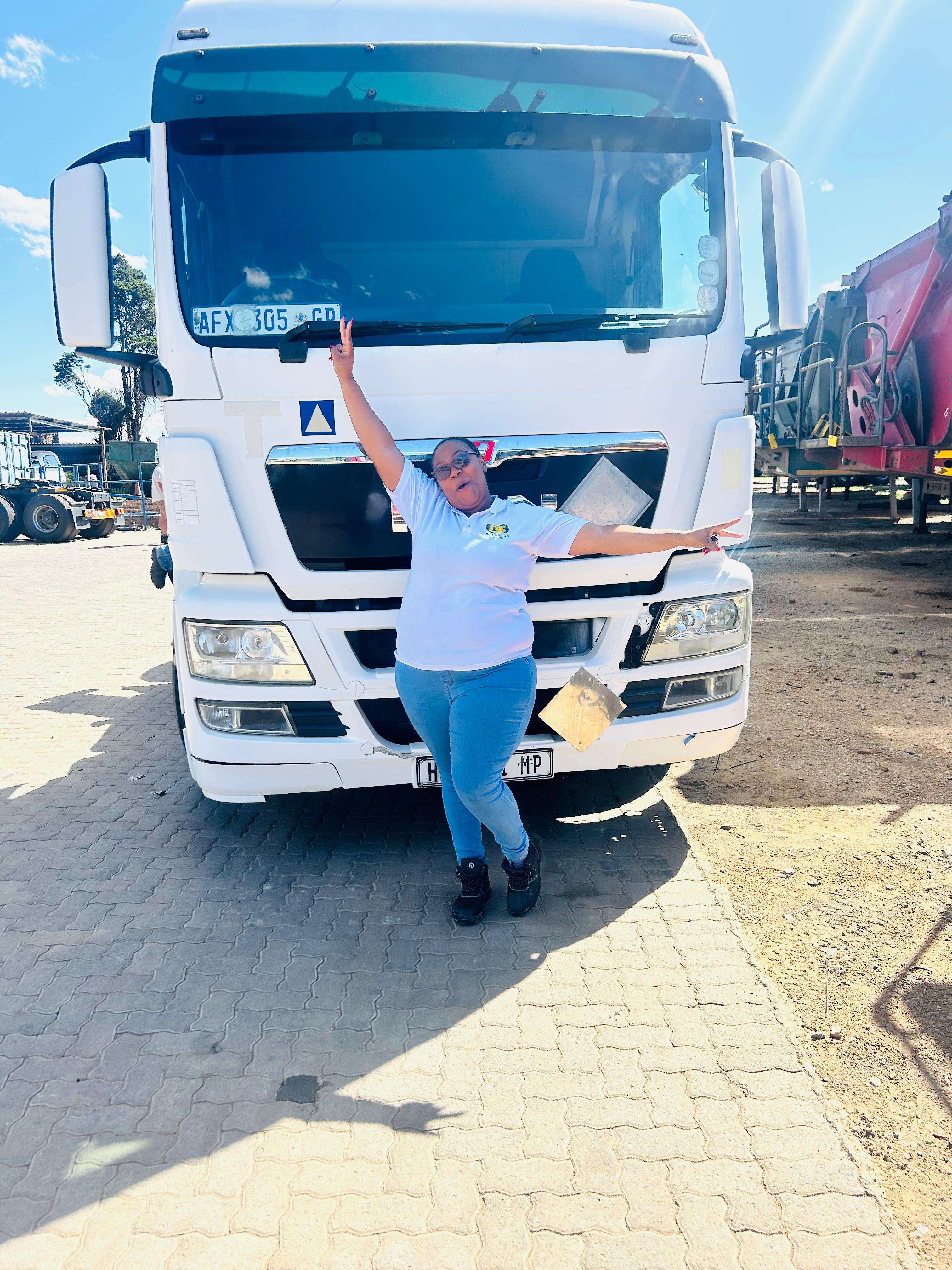 1 Ton Superlink for hire in KETSHEPILE DITAN South Africa, Gauteng