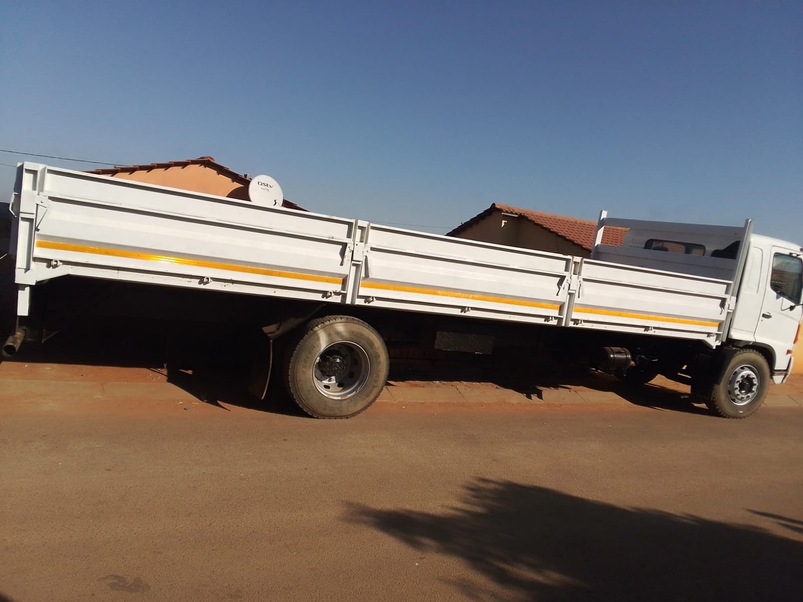 8 ton truck for hire in ESP LOGISTICS South Africa, Gauteng