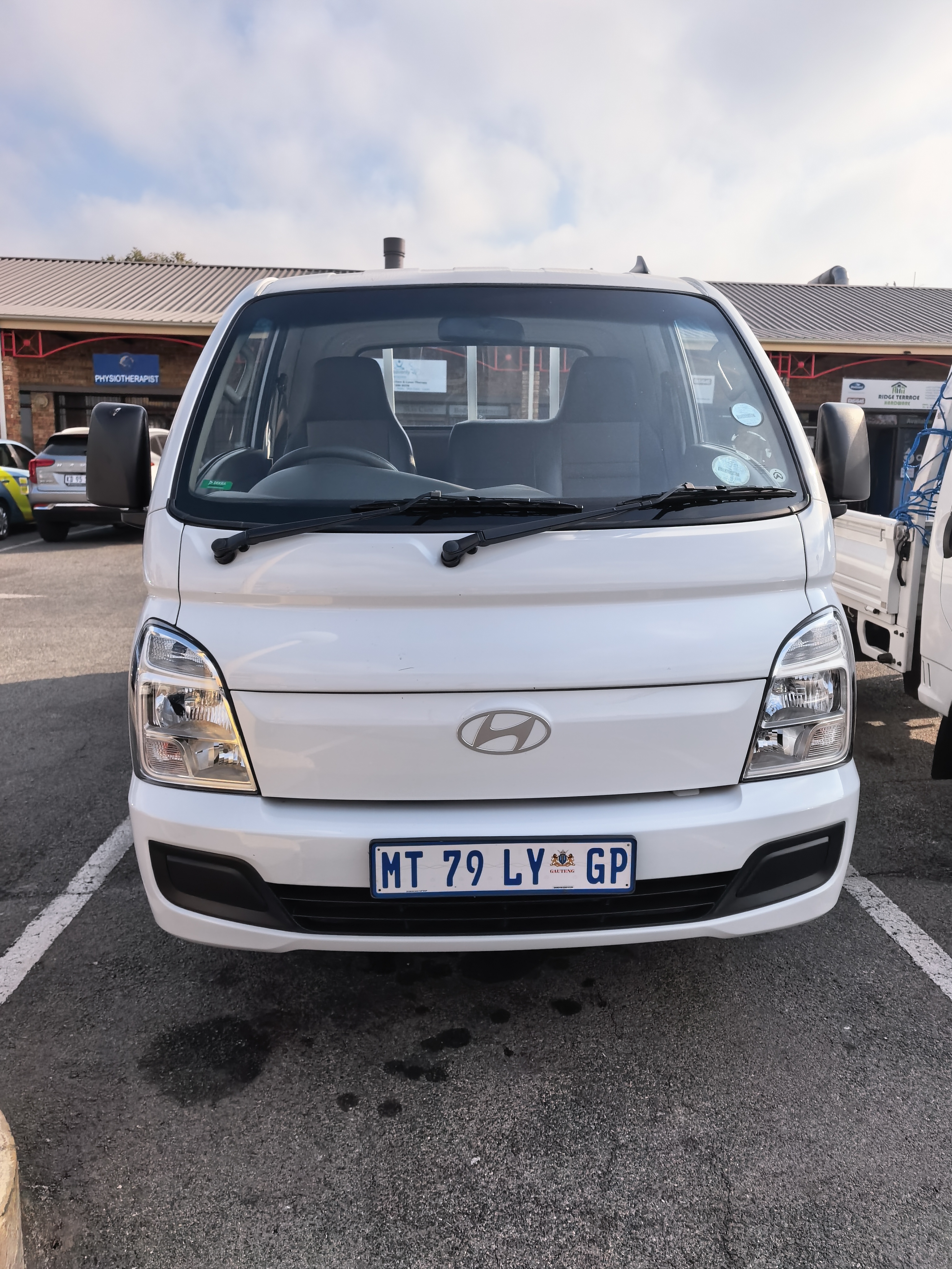 1 Ton Bulk Transport Truck for hire in Nico South Africa, Gauteng