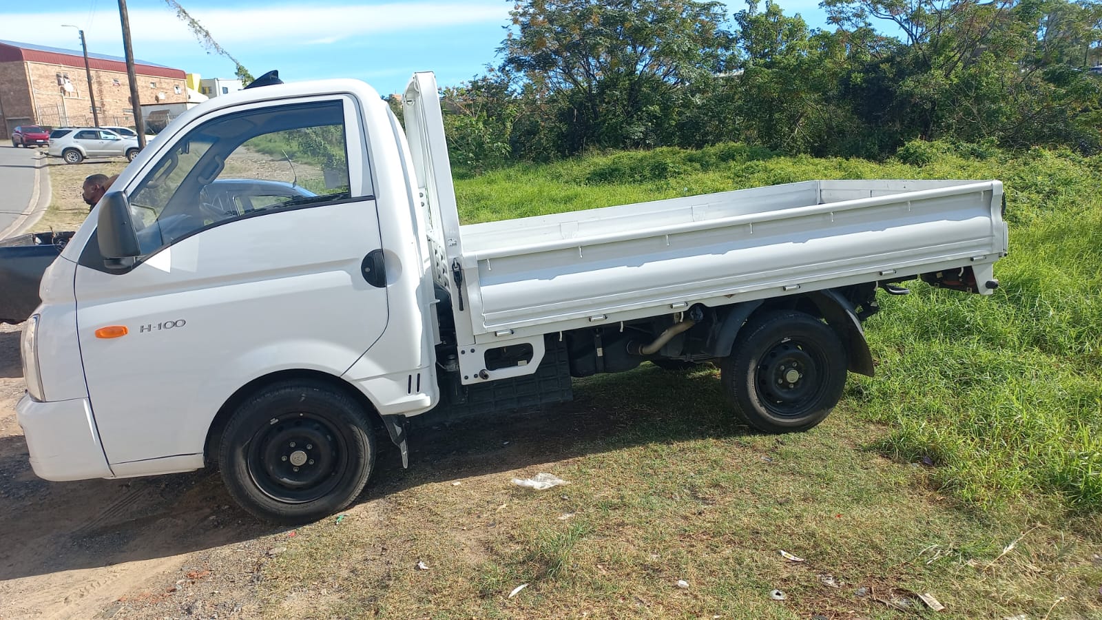 1.5 Ton Dropside for hire in Lisoletu Magadla South Africa, Eastern Cape