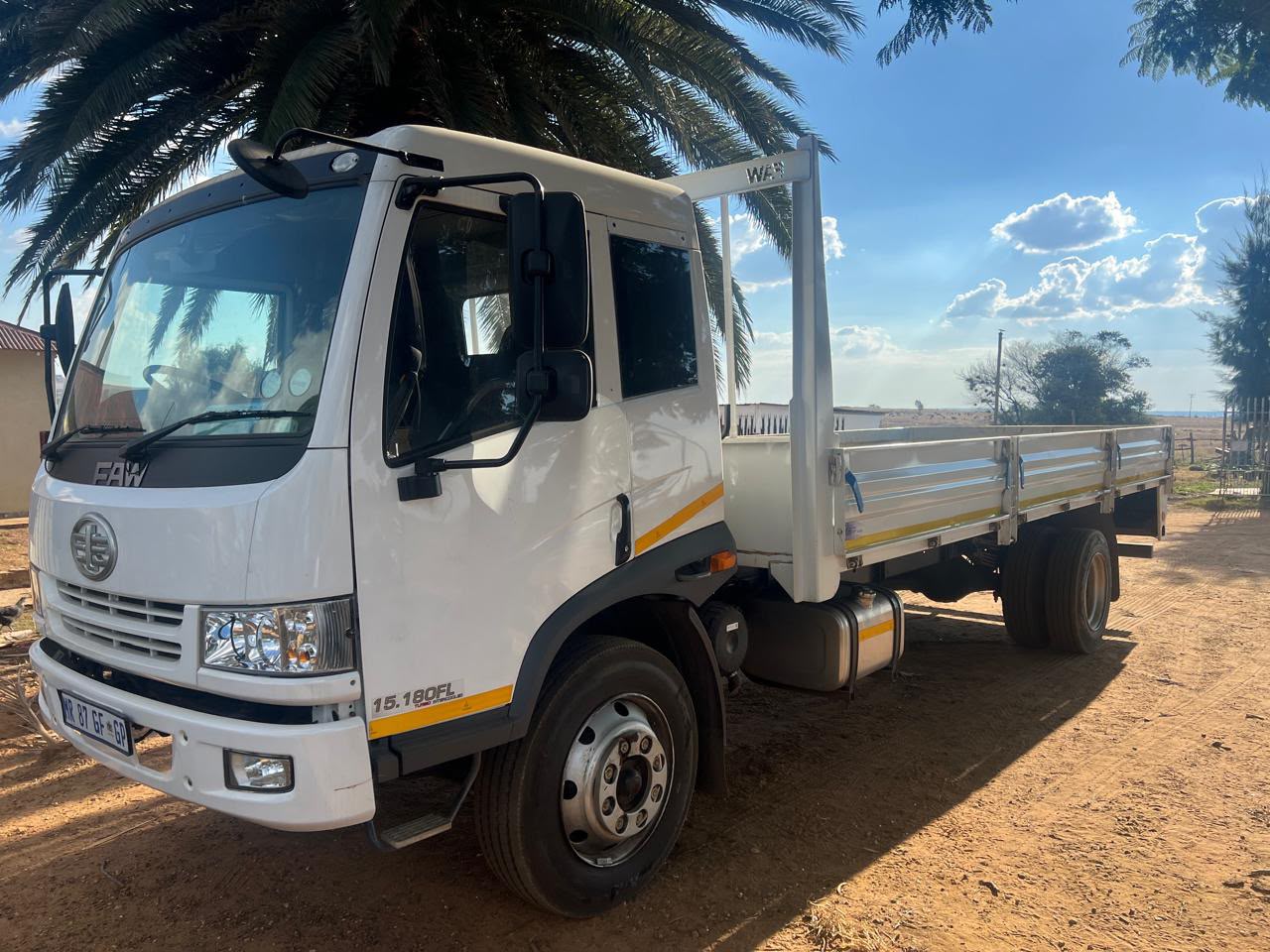 8ton dropside for hire