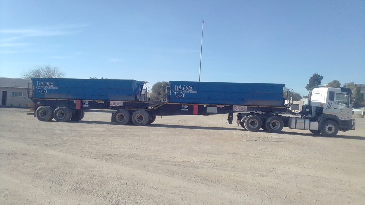 34 Ton Tipper hire South Africa, Gauteng