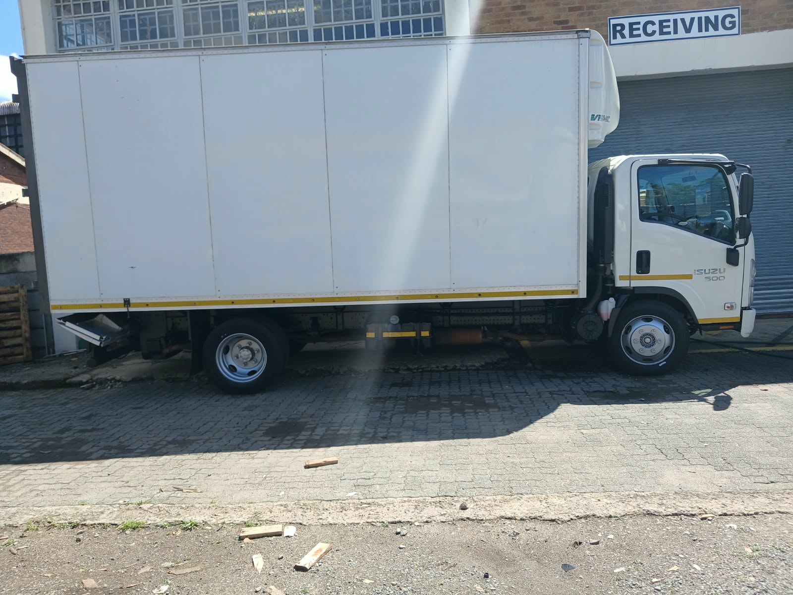 0.5 Ton Bakkie truck for hire in South Africa, Gauteng