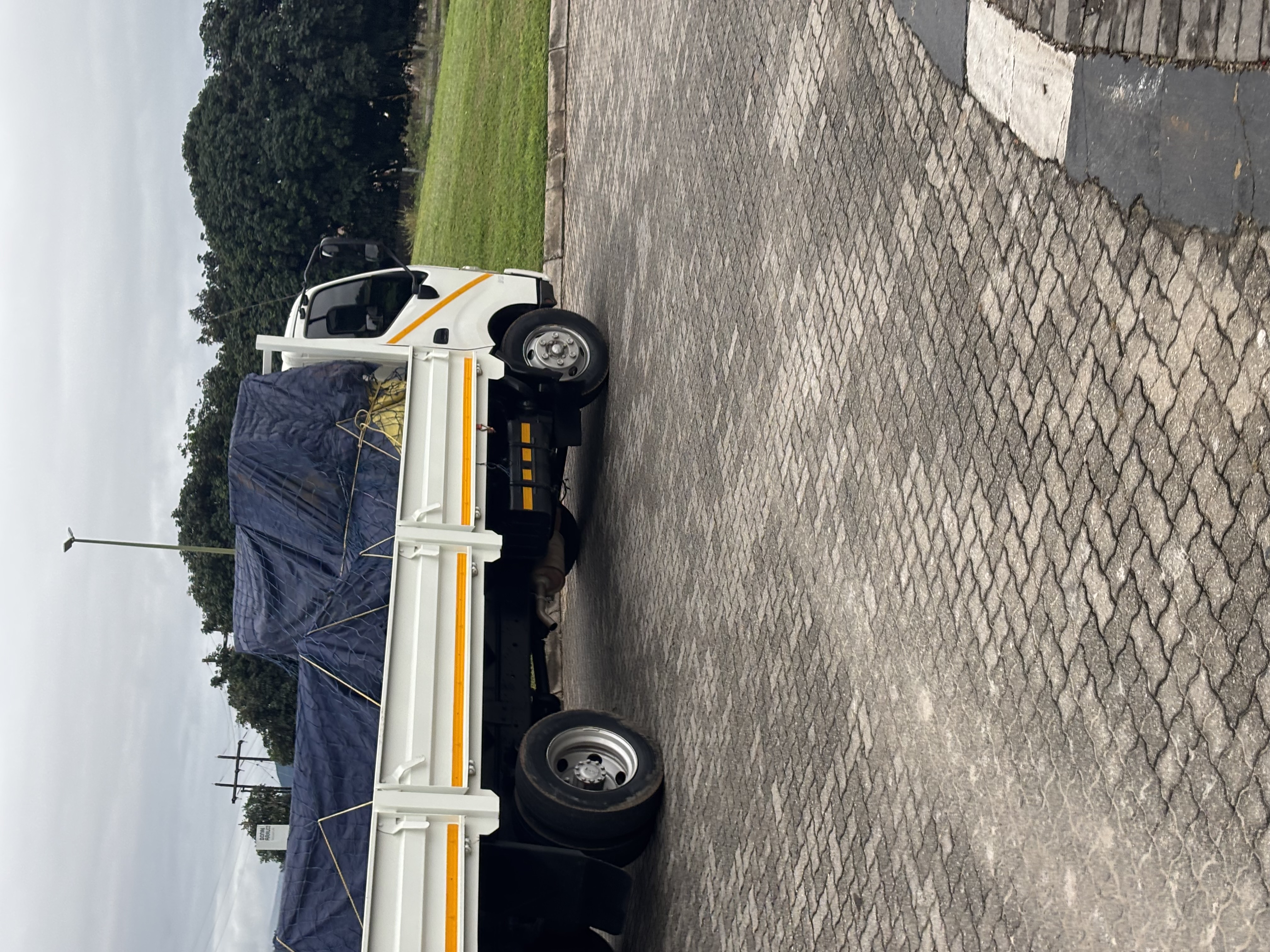 4 Ton Dropside for hire in South Africa, Mpumalanga