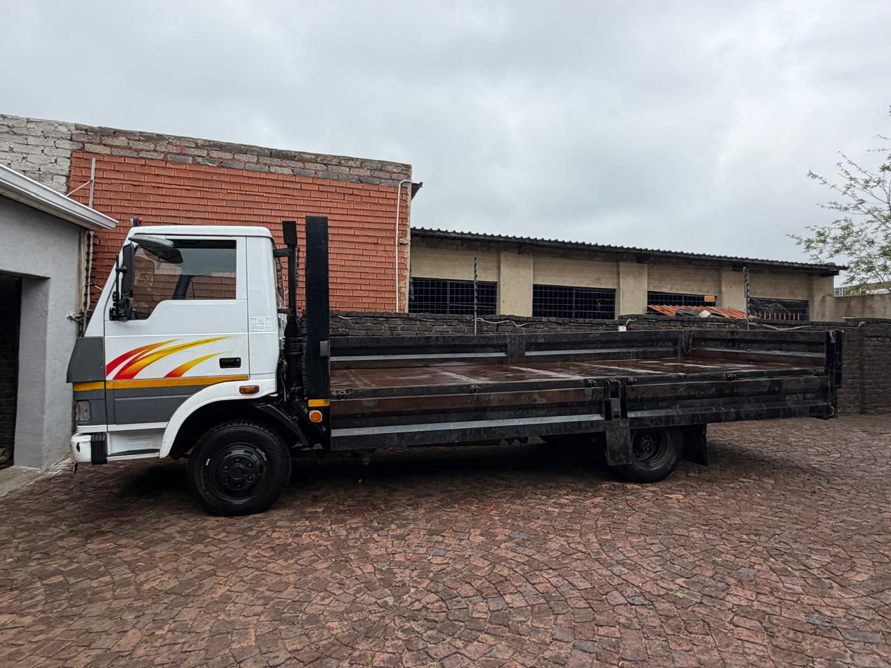 4 Ton Dropside truck for hire in South Africa, Gauteng
