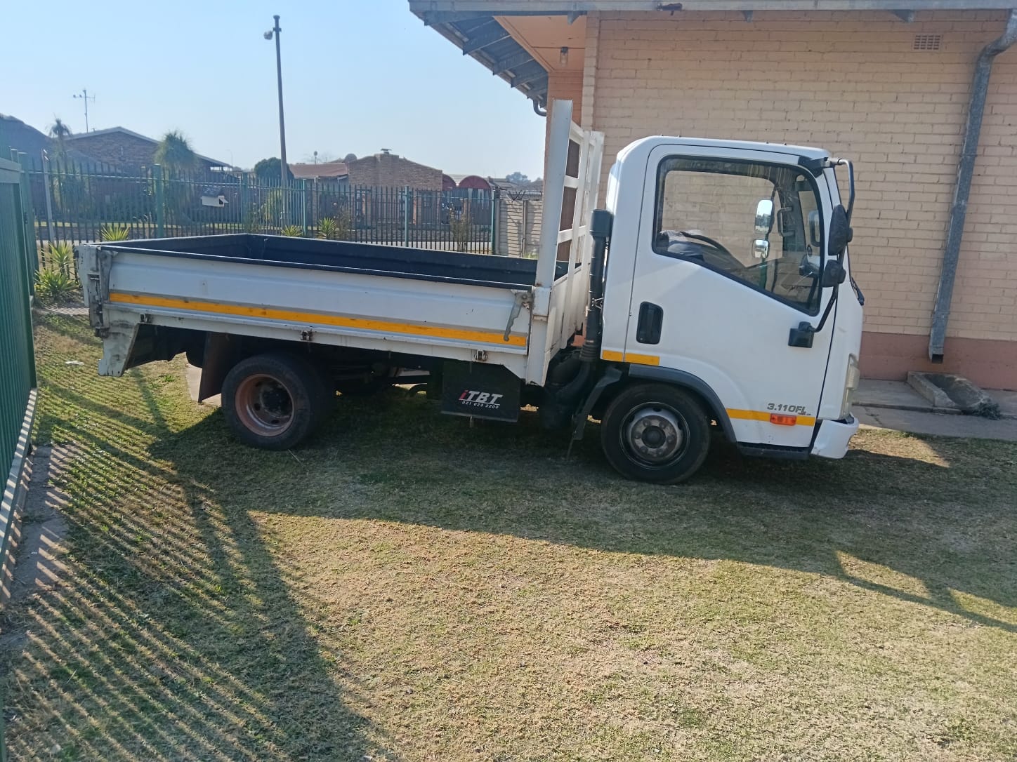 1.5 Ton Dropside truck for hire in South Africa, Gauteng