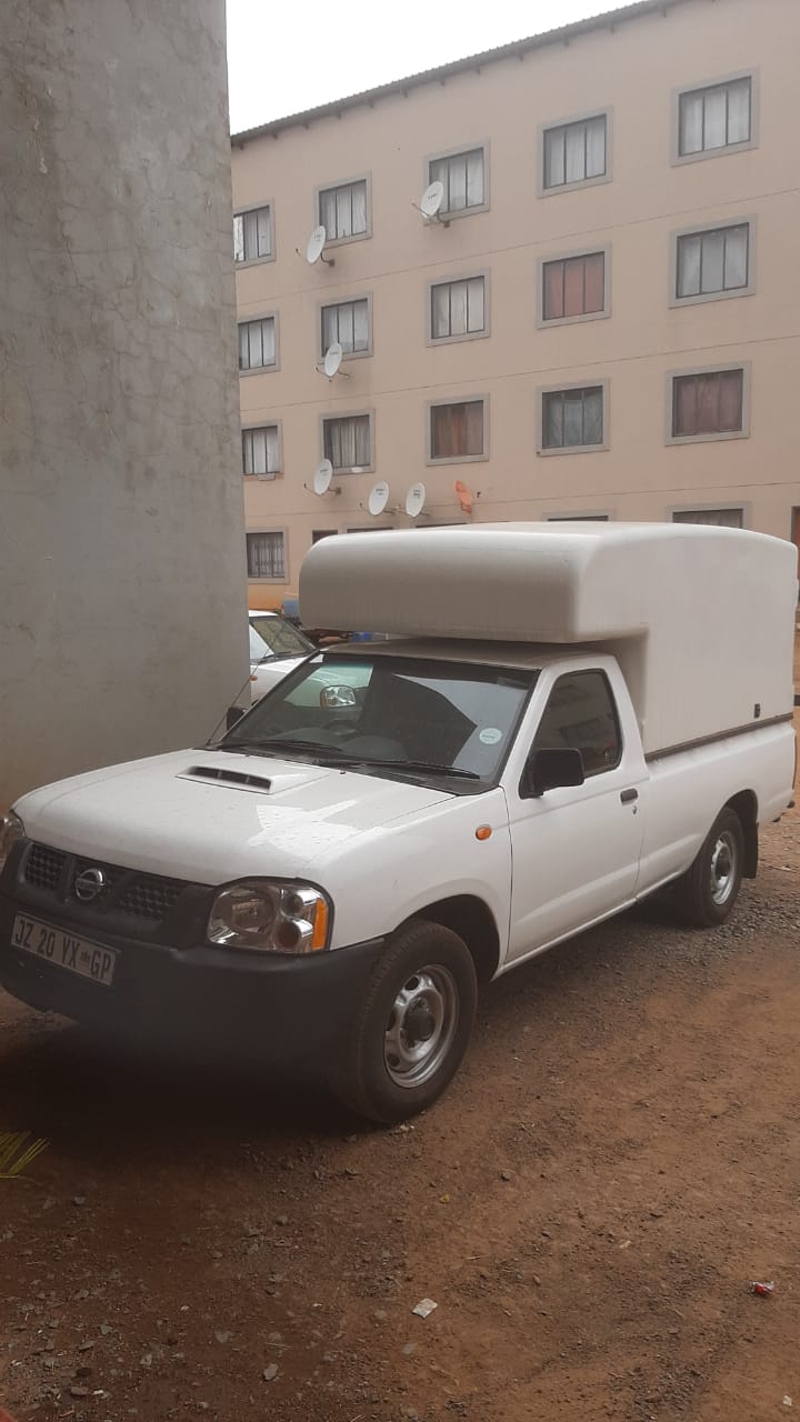 Courier Bakkie Rental for hire in Johannesburg, kempton park,Pretoria,sand ton Gauteng