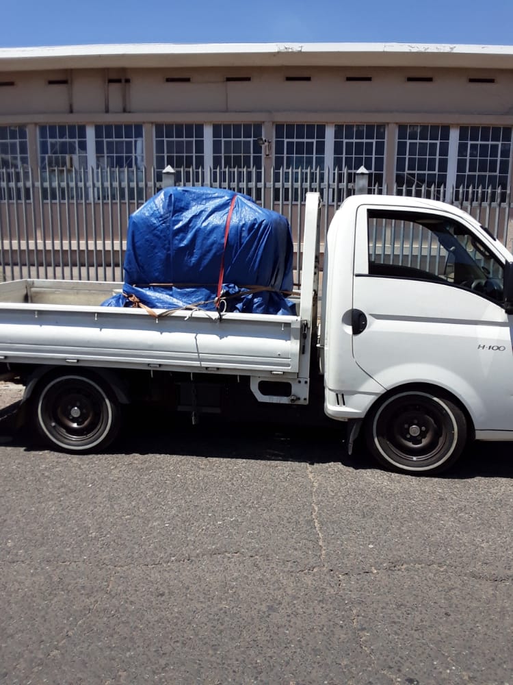 1.5 Ton Dropside for hire in Gauteng