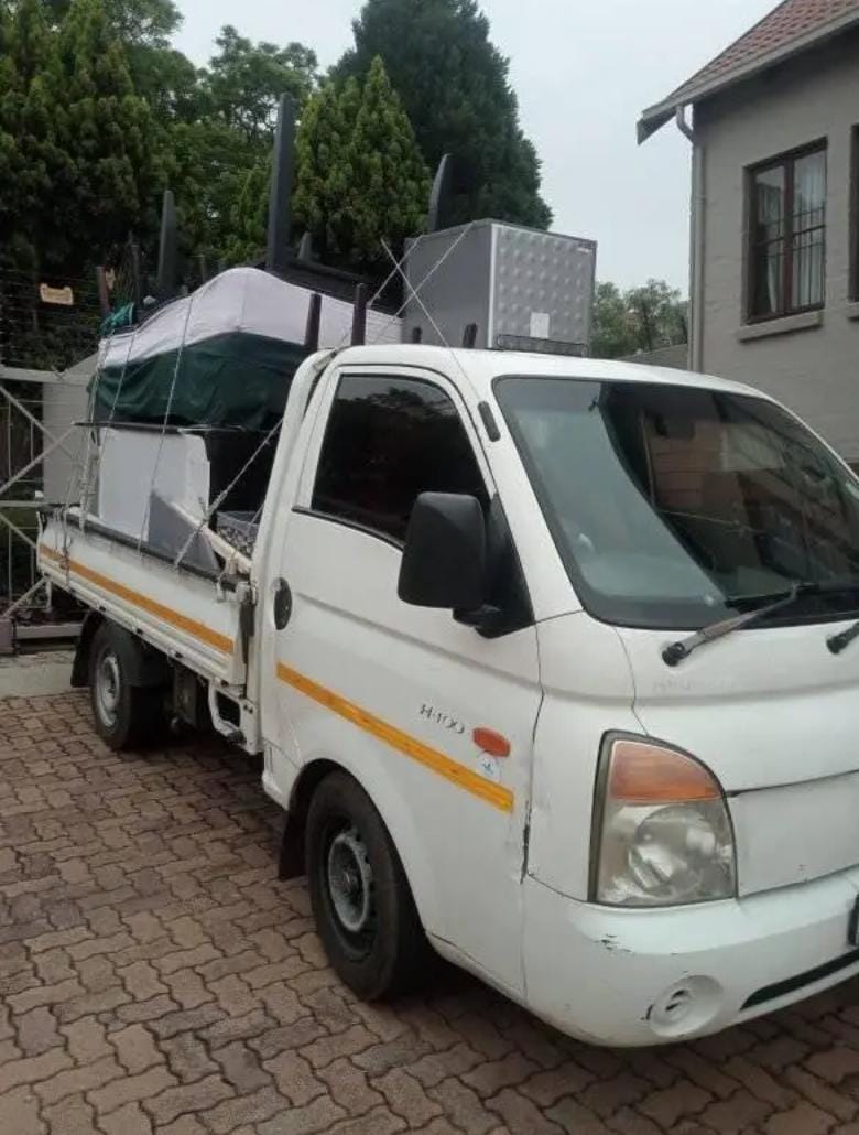 H100 Truck Hire Near Me for hire in Johannesburg, Germiston, springs. Pretoria, Durban, cape town  Gauteng