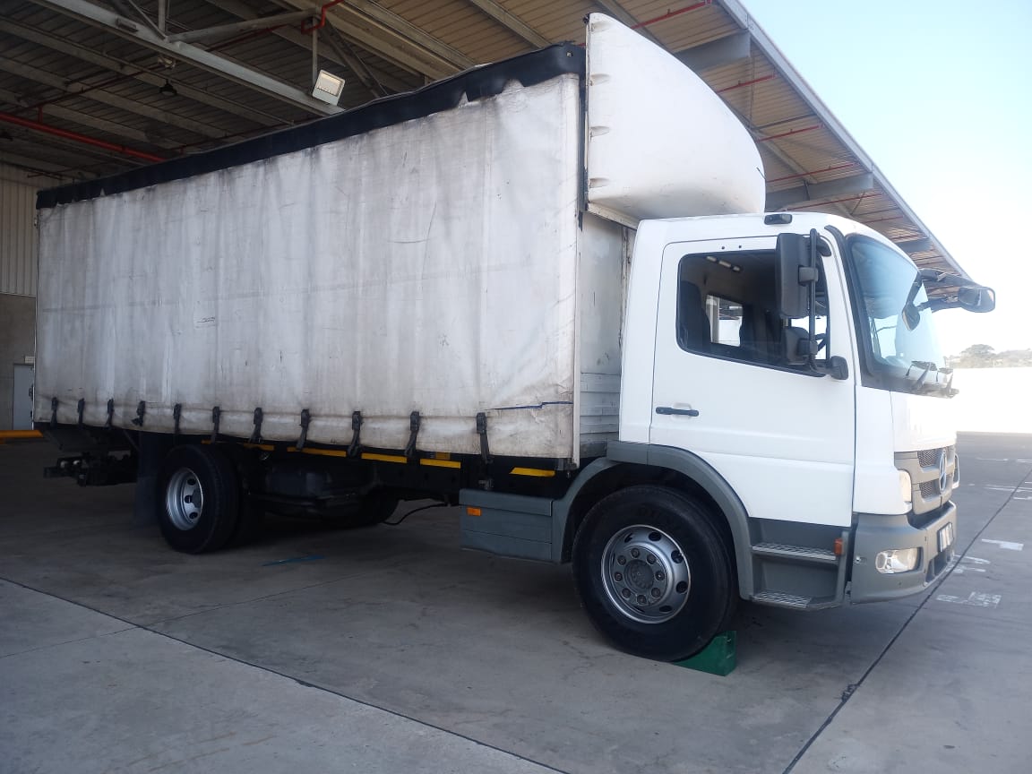 5 - 8 ton truck for hire in DURBAN, PINETOWN  Kwazulu-Natal