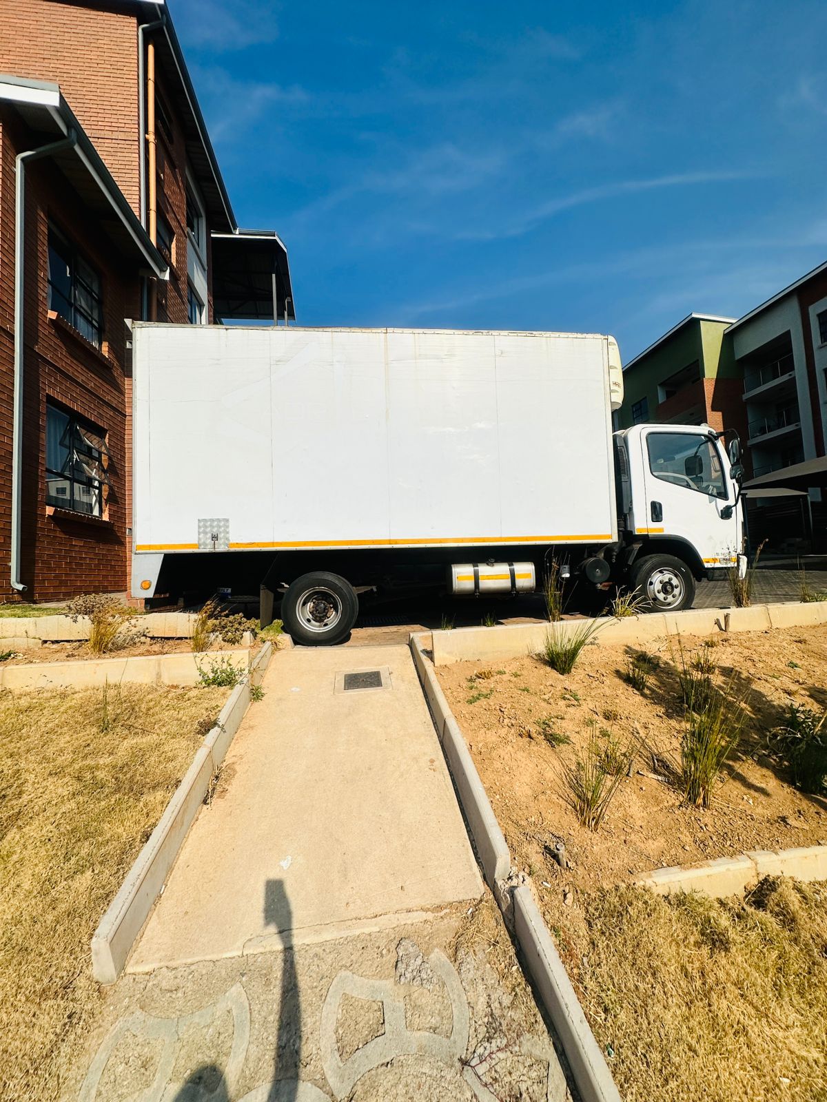 4 Ton Refrigerated Lorry Near Me for hire in Johannesburg  Gauteng
