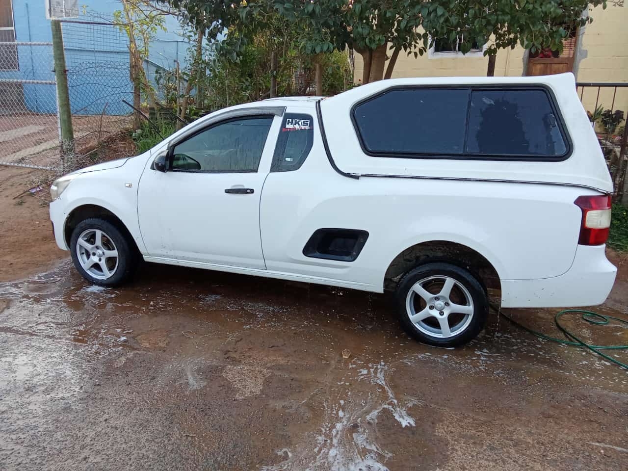 Small Bakkies for hire in Cape Town, Robertson, Worcester  Western Cape