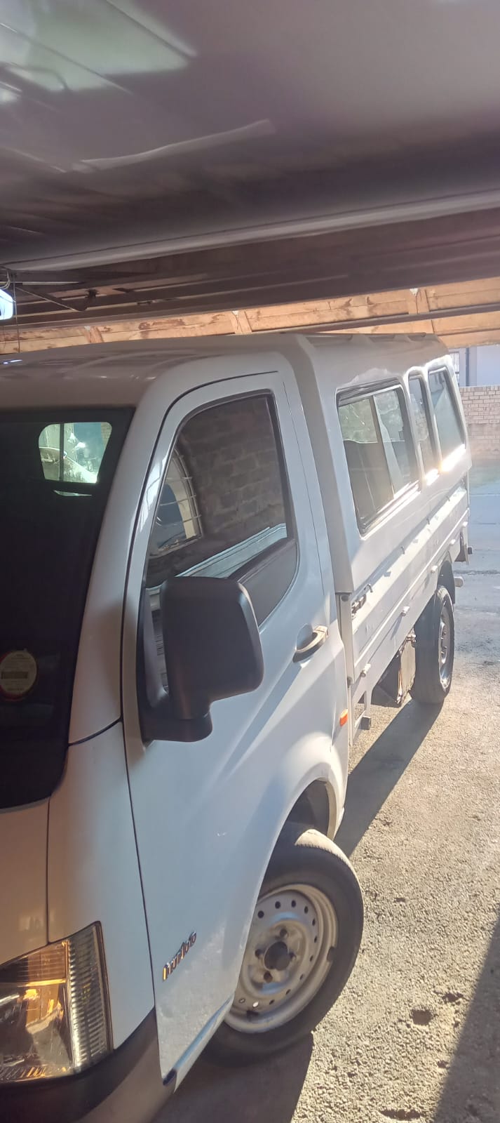 1.5 Ton Dropside for hire in Gauteng