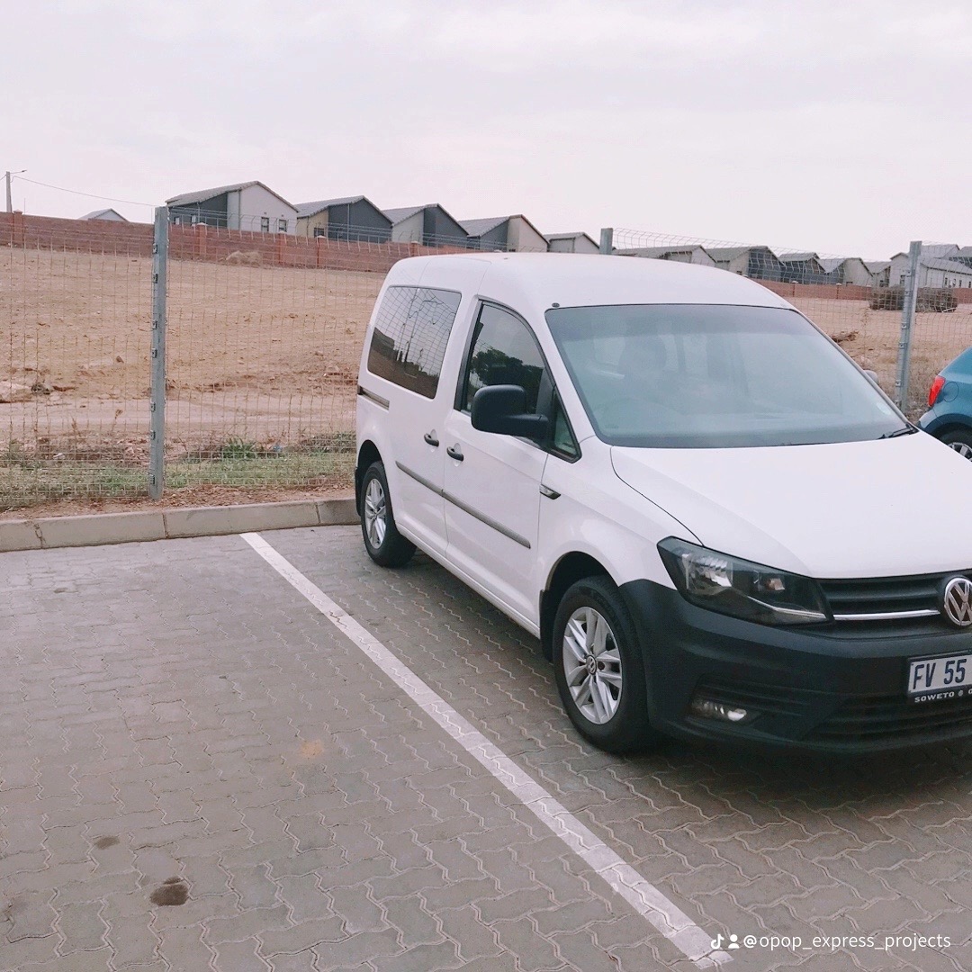 Courier Bakkie for hire in Johannesburg Gauteng