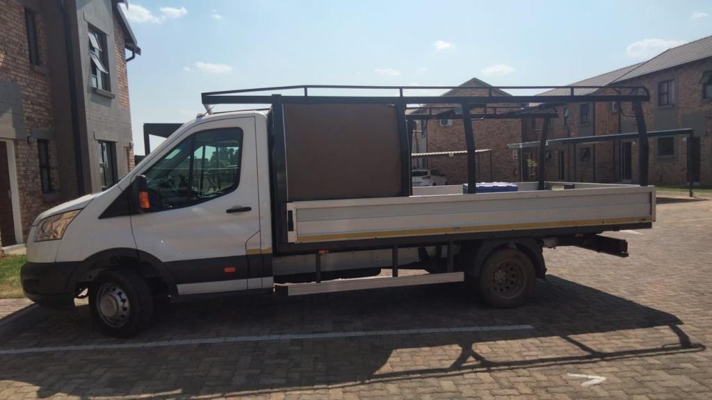 Furniture Moving Bakkie Hire Near Me for hire in Social Media Gauteng