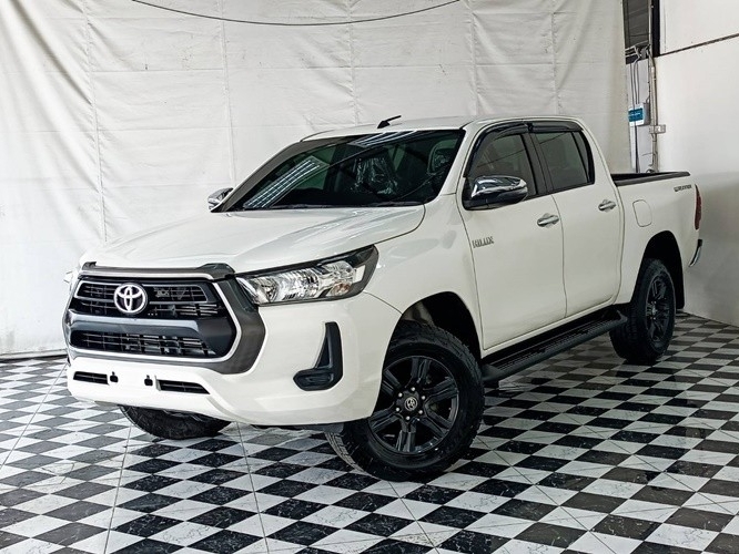 4 Ton Close body for hire in Harare Limpopo